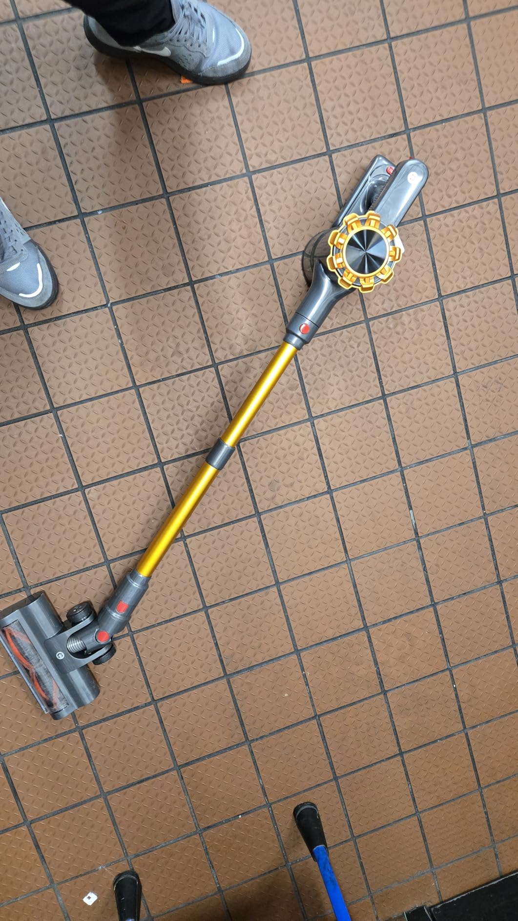 Cordless Vacuum Cleaner, 500W/45Kpa Vacuum Cleaners for Home with LED Display, 8 in 1 Lightweight Stick Vacuum with 60Min Runtime, Anti-tangle, Wall Mount Charging for HardFloor/Carpet/Pet Hair Customer Review Cordless Vacuum Cleaner, 500W/45Kpa Vacuum Cleaners for Home with LED Display, 8 in 1 Lightweight Stick Vacuum with 60Min Runtime, Anti-tangle, Wall Mount Charging for HardFloor/Carpet/Pet Hair - Customer Photo 2