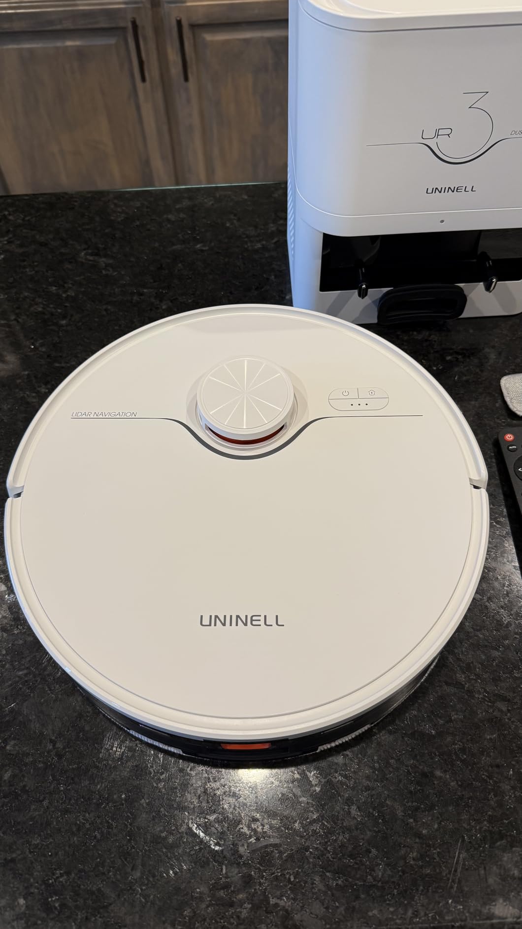 Robot Vacuum and Mop Combo,Lidar Navigation Robotic Vacuum Cleaner with 3.5L Self Emptying Station,5000Pa Vacuum Robot,180mins Runtime,No-Go&No-Mop Zones,App/Alexa/Remote Control,UR3 - Customer Photo 2