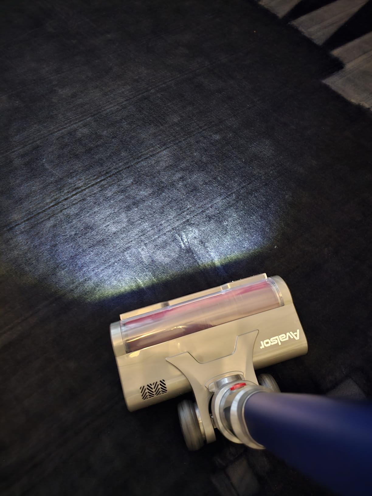 Cordless Vacuum Cleaner, 48KPa 580W 65Mins Vacuum Cleaner for Home, Anti-Tangle Self-standing Stick Vacuum with Scented Tablet, Upgraded Dust Cup Scraping, Vacuum Cordless for Pet Hair/Carpet/Floors Customer Review Cordless Vacuum Cleaner, 48KPa 580W 65Mins Vacuum Cleaner for Home, Anti-Tangle Self-standing Stick Vacuum with Scented Tablet, Upgraded Dust Cup Scraping, Vacuum Cordless for Pet Hair/Carpet/Floors - Customer Photo 2