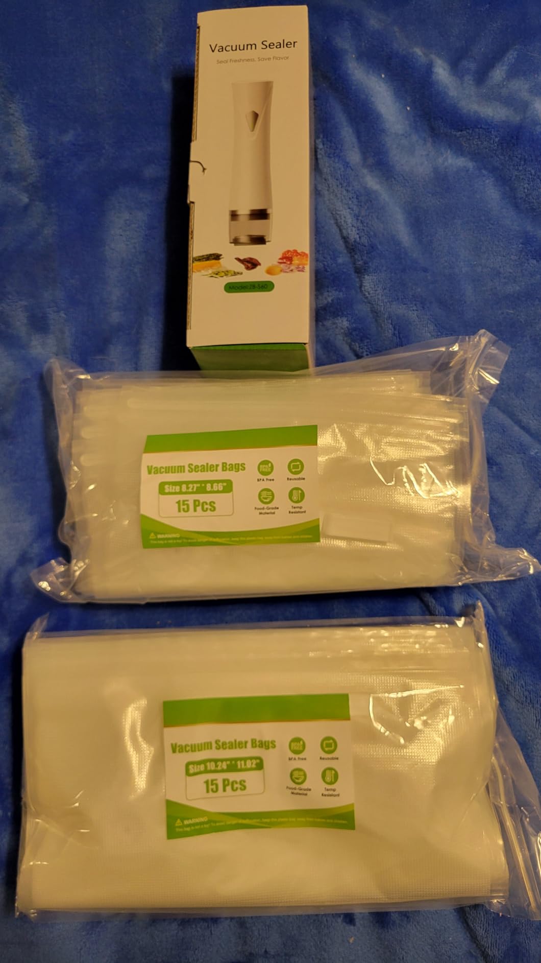 Vacuum Sealer for Food with Visible Tank, Handheld Vacuum Sealer Machine with 30 Reusable Bags for 5X Longer Freshness, Wireless & Portable, White - Customer Photo 1