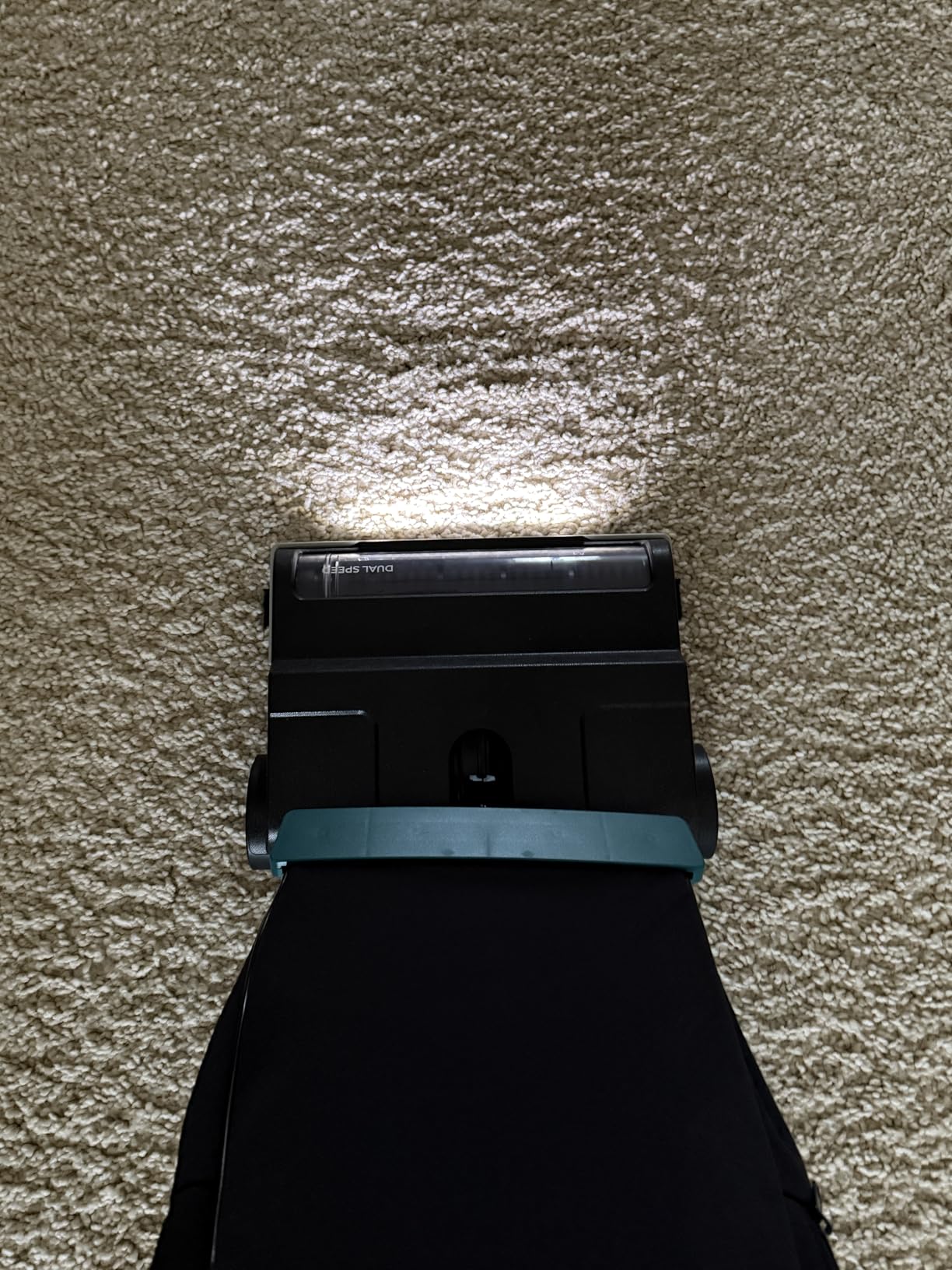 Kenmore BU1001 B200 Series Commercial Vacuum Cleaner Lightweight 14L Capacity Bagged Upright Vac with LED Headlight and 2-Speed Setting Powerful Suction for Pets, Carpets & Hard Floor Customer Review Kenmore BU1001 B200 Series Commercial Vacuum Cleaner Lightweight 14L Capacity Bagged Upright Vac with LED Headlight and 2-Speed Setting Powerful Suction for Pets, Carpets & Hard Floor - Customer Photo 1