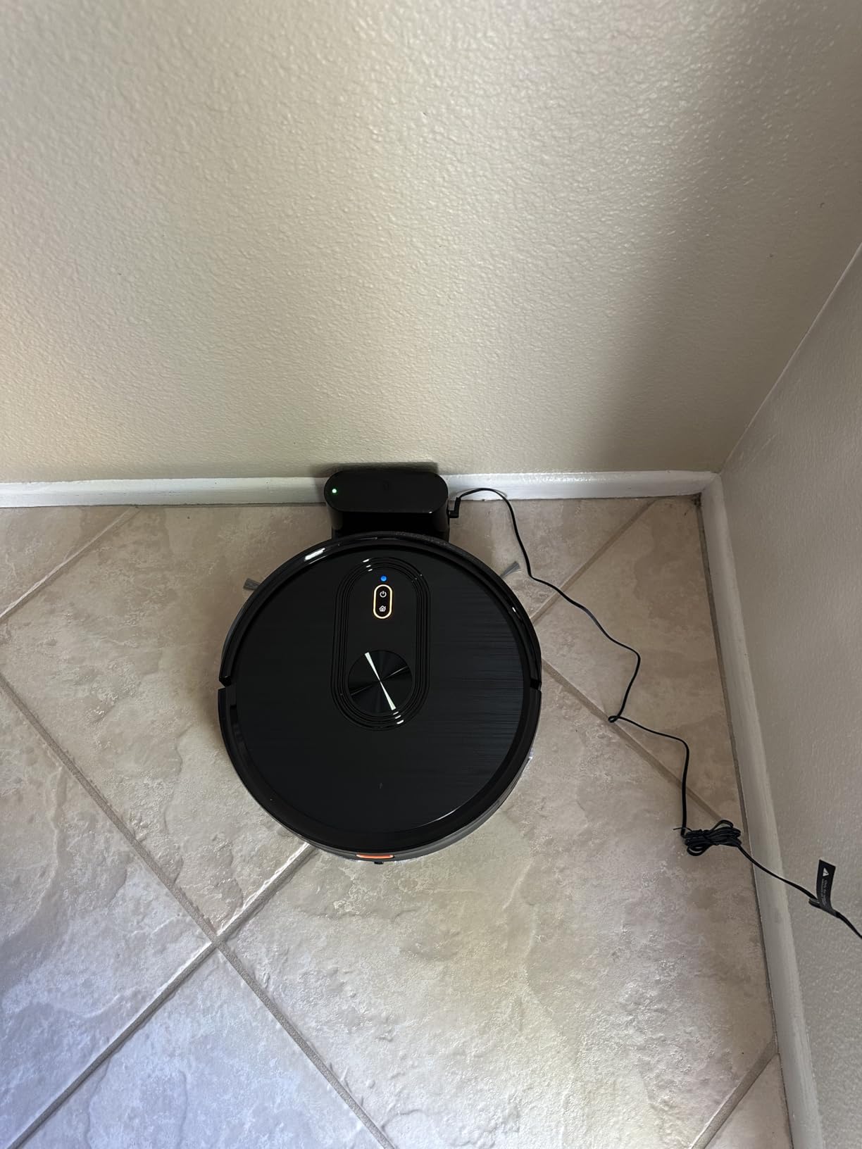 Robot Vacuum and Mop Combo, 2 in 1 Vacuuming & Mopping Robot with Schedule, App/Bluetooth/Voice, 3200Pa Max Suction, Self-Charging Robot Vacuum Cleaner, Slim, Ideal for Pet Hair, Hard Floor, Carpet Customer Review Robot Vacuum and Mop Combo, 2 in 1 Vacuuming & Mopping Robot with Schedule, App/Bluetooth/Voice, 3200Pa Max Suction, Self-Charging Robot Vacuum Cleaner, Slim, Ideal for Pet Hair, Hard Floor, Carpet - Customer Photo 1