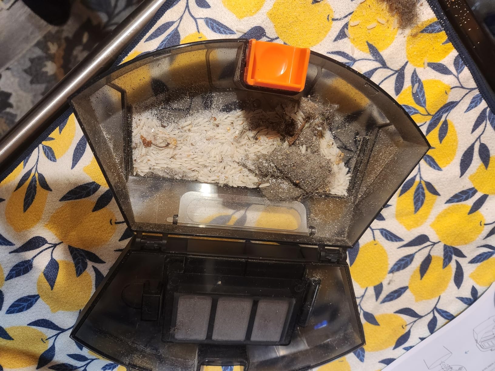 Robot Vacuum - Robotic Vacuum Cleaner with Carpet Boost, 120Mins Max, Customized Cleaning, Vacuum Robot for Self-Charge, Remote/App/Alexa Control for Pet Hair/Hard Floor/Low-Pile Carpet, R7 Customer Review Robot Vacuum - Robotic Vacuum Cleaner with Carpet Boost, 120Mins Max, Customized Cleaning, Vacuum Robot for Self-Charge, Remote/App/Alexa Control for Pet Hair/Hard Floor/Low-Pile Carpet, R7 - Customer Photo 1