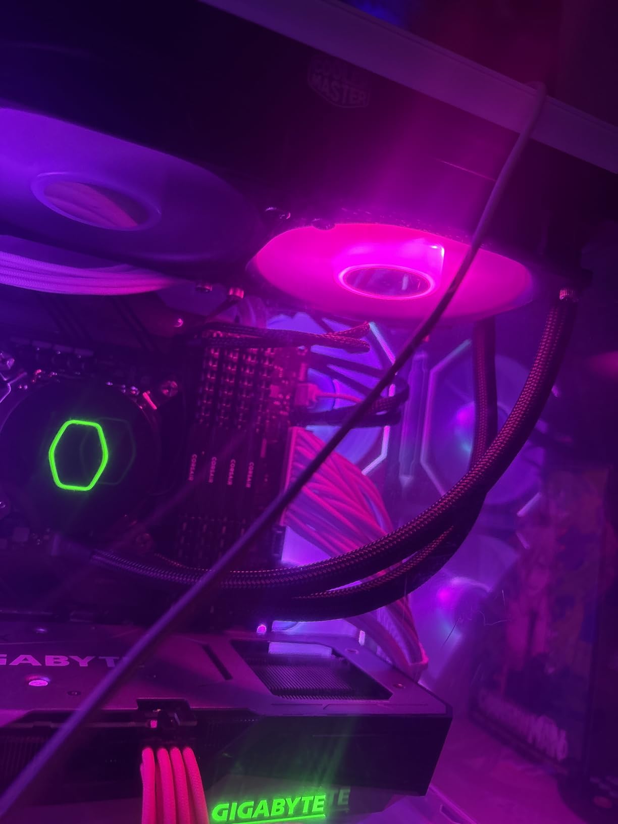 CoolerMaster MasterLiquid ML240L RGB V2, Close-Loop AIO CPU Liquid Cooler, Gen3 Dual Chamber Pump, 240mm Radiator, SickleFlow 120 PWM ARGB, AMD Ryzen AM5/AM4, Intel LGA1700/1200 (MLW-D24M-A18PC-R2) customer photo 2