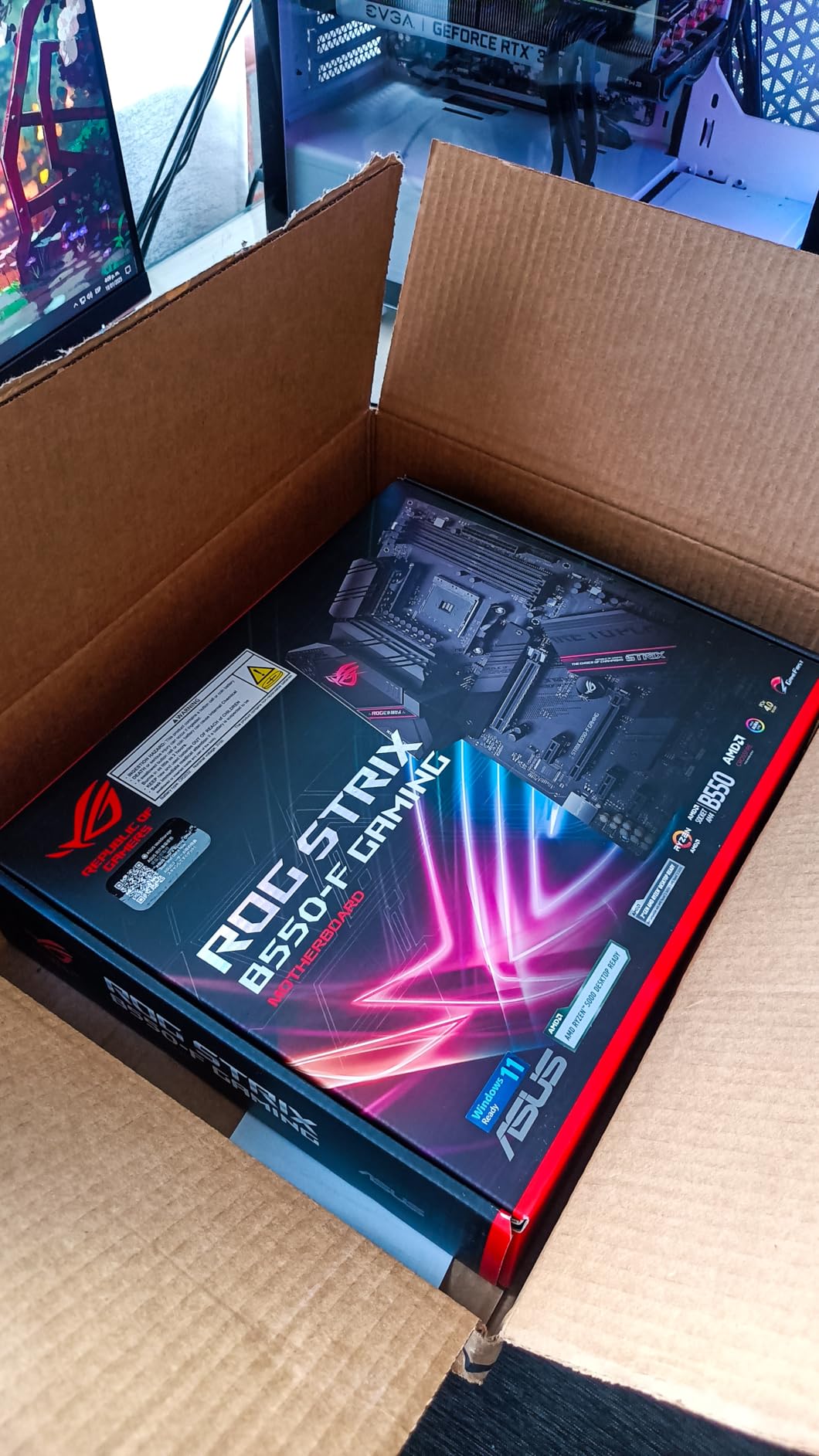 ASUS ROG Strix B550-F Gaming Motherboard, AMD AM4 Zen 3 Ryzen 5000 & 3rd Gen ATX Motherboard (PCIe 4.0, 2.5Gb LAN, BIOS Flashback, HDMI 2.1, Addressable 2 RGB Header and Aura Sync) Customer Review ASUS ROG Strix B550-F Gaming Motherboard, AMD AM4 Zen 3 Ryzen 5000 & 3rd Gen ATX Motherboard (PCIe 4.0, 2.5Gb LAN, BIOS Flashback, HDMI 2.1, Addressable 2 RGB Header and Aura Sync) - Customer Photo 1