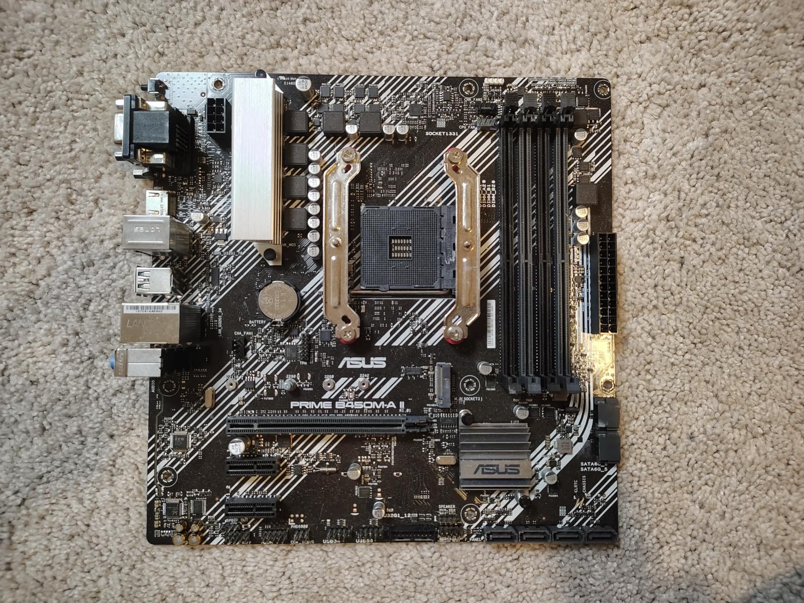 ASUS Prime B550M-A WiFi II AMD Micro ATX Motherboard with PCIe 4.0, WiFi 6, ECC Memory, HDMI 2.1, RGB Header Customer Review ASUS Prime B550M-A WiFi II AMD Micro ATX Motherboard with PCIe 4.0, WiFi 6, ECC Memory, HDMI 2.1, RGB Header - Customer Photo 1