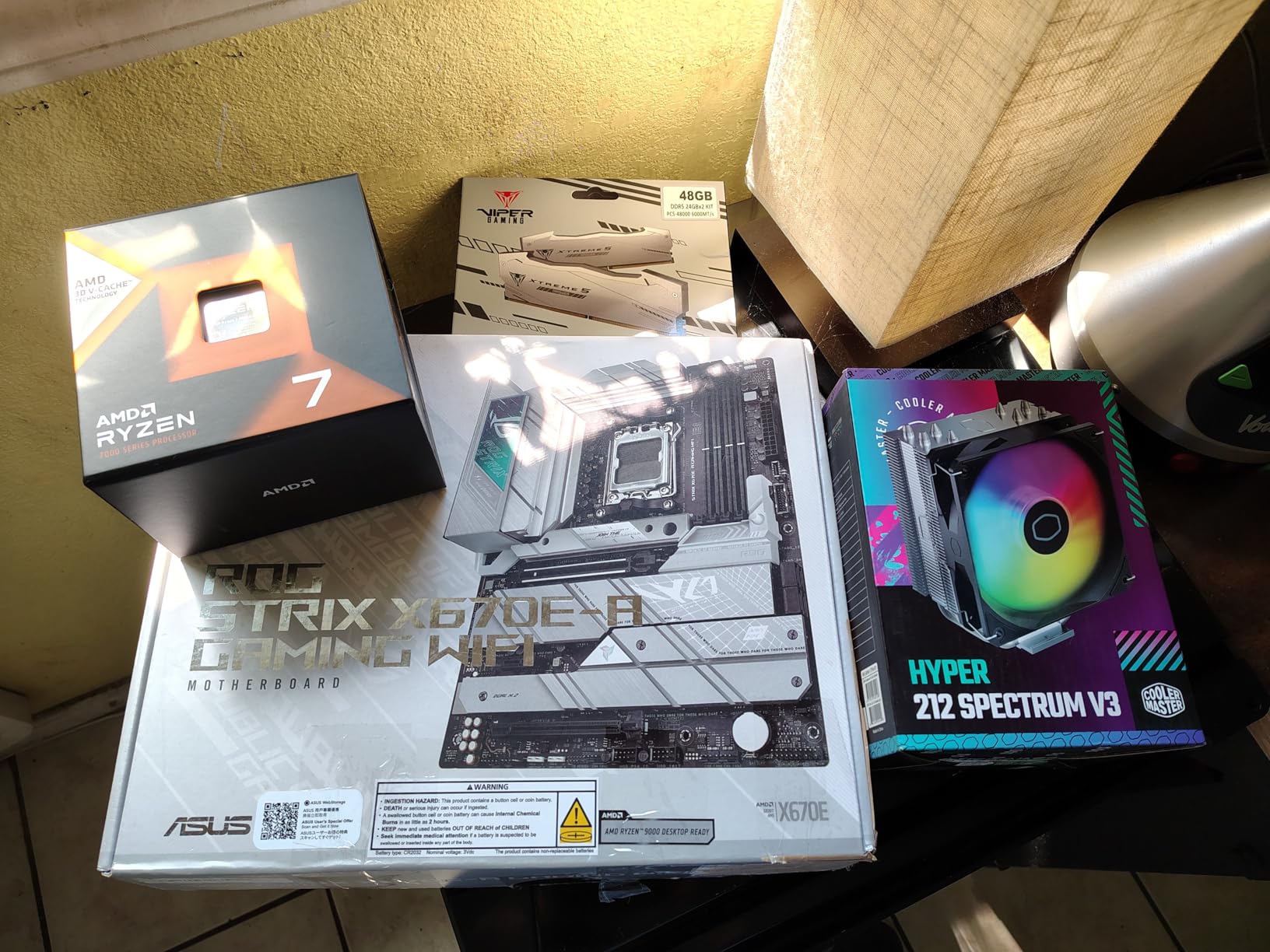 ASUS ROG STRIX X670E-E GAMING WIFI AMD X670 AM5 ATX Motherboard customer photo 2