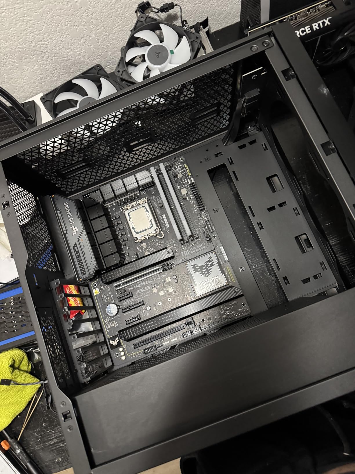 ASUS TUF Gaming Z790-Plus WiFi LGA 1700(Intel 14th,12th &13th Gen) ATX Gaming Motherboard(PCIe 5.0,DDR5,4xM.2 Slots,16+1 DrMOS,WiFi 6,2.5Gb LAN,Front USB 3.2 Gen 2 Type-C,Thunderbolt 4(USB4),Aura RGB) Customer Review ASUS TUF Gaming Z790-Plus WiFi LGA 1700(Intel 14th,12th &13th Gen) ATX Gaming Motherboard(PCIe 5.0,DDR5,4xM.2 Slots,16+1 DrMOS,WiFi 6,2.5Gb LAN,Front USB 3.2 Gen 2 Type-C,Thunderbolt 4(USB4),Aura RGB) - Customer Photo 1