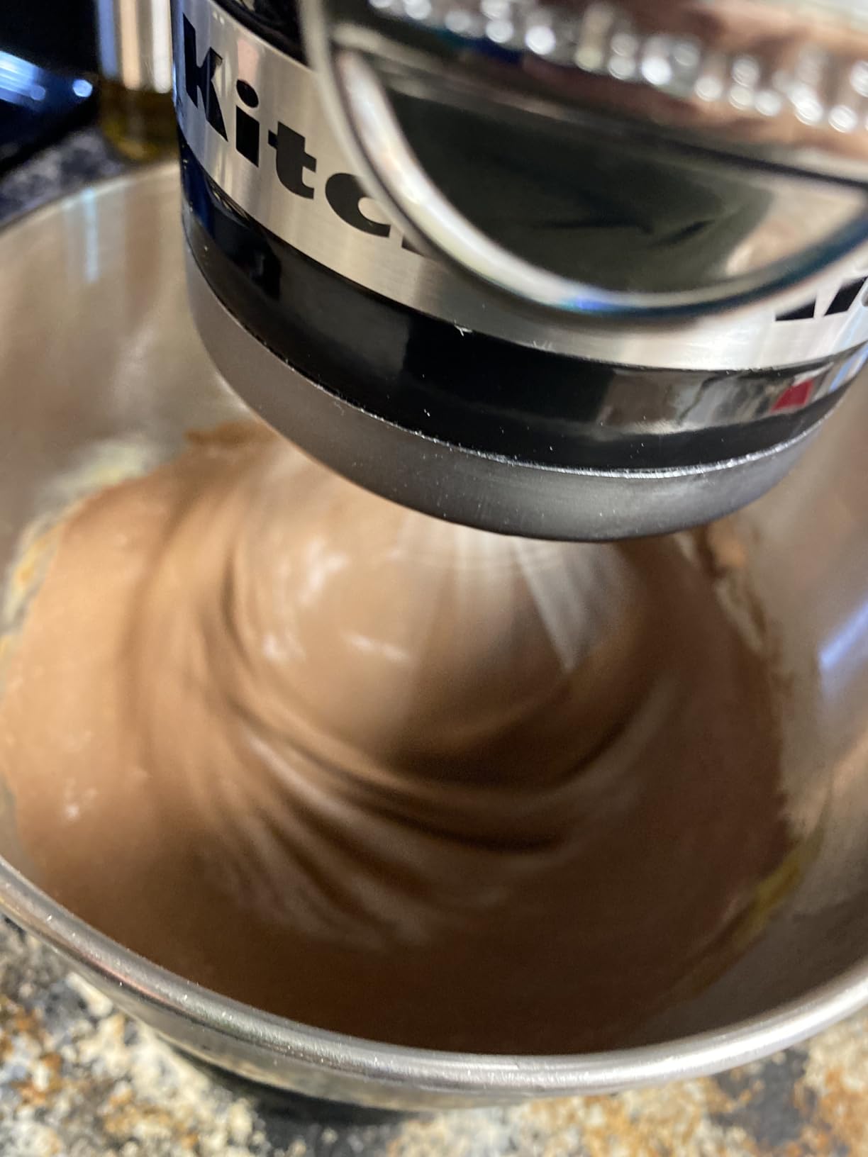 KitchenAid Classic Series 4.5 Quart Tilt-Head Stand Mixer K45SS, Onyx Black customer photo 2