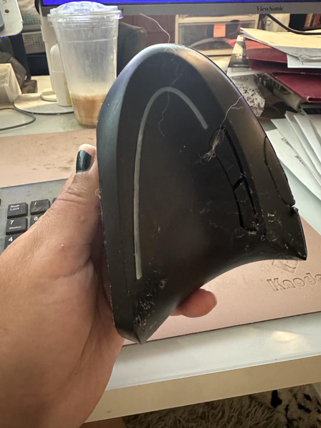 Anker 2.4G Wireless Ergonomic Mouse, Right Hand Vertical Mouse USB Receiver customer photo 2