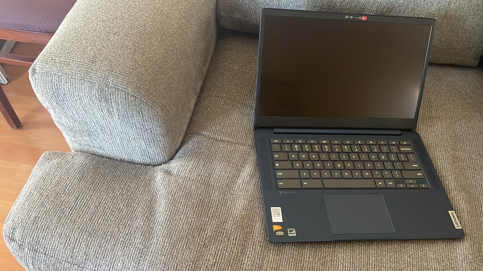 Lenovo Flagship Chromebook, 14'' FHD Touchscreen Slim Thin Light Laptop Computer, 8-Core MediaTek Kompanio 520 Processor, 4GB RAM, 64GB eMMC, WiFi 6, Chrome OS, Abyss Blue customer photo 1