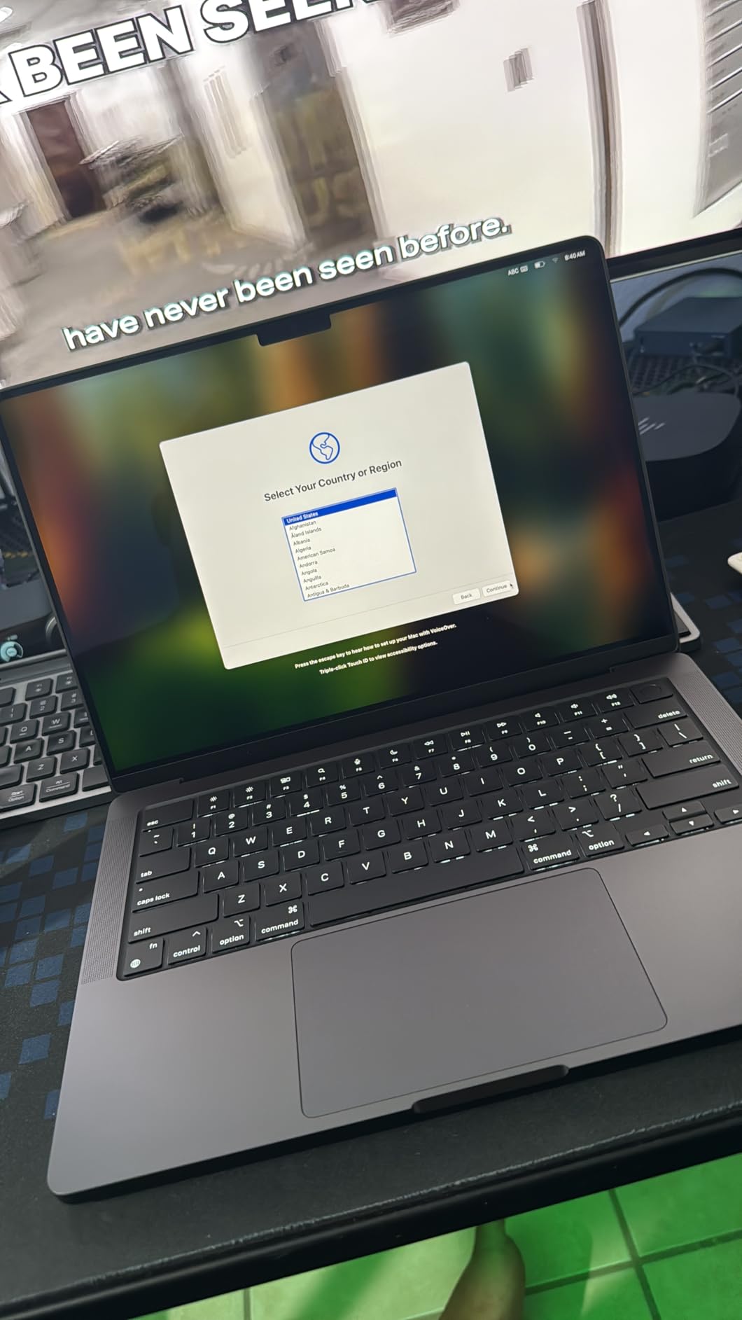 Apple 2024 MacBook Pro Laptop with M4 Pro, 12‑core CPU, 16‑core GPU: Built for Apple Intelligence 14.2-inch Liquid Retina XDR Display, 24GB Unified Memory, 512GB SSD Storage; Space Black customer photo 2