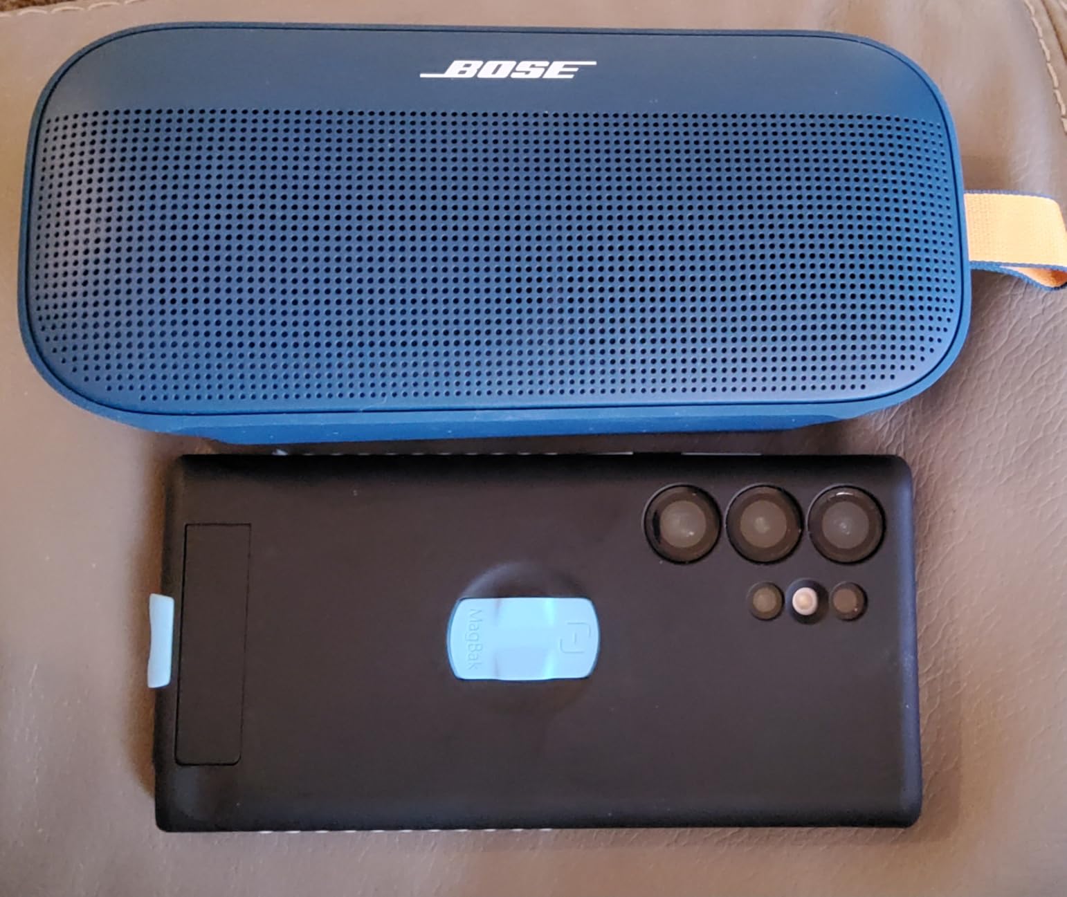 Bose SoundLink Flex Bluetooth Speaker (2nd Gen) - Portable Outdoor Speaker with Hi-Fi Audio, Waterproof and Dustproof, USB-C, Up to 12 Hours Battery Life (Twilight Blue) customer photo 2