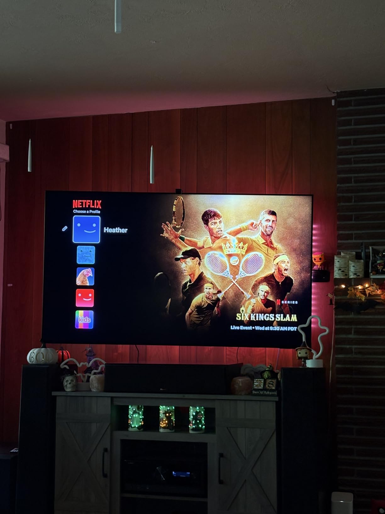 Samsung 65-Inch Class Neo QLED 4K QN90F Series, Vision AI, Mini LED Smart TV (2025 Model, 65QN90F) - Neo Quantum HDR+, Object Tracking Sound+ w/Dolby Atmos, Glare Free, Gaming Hub, Alexa Built-in customer photo 2