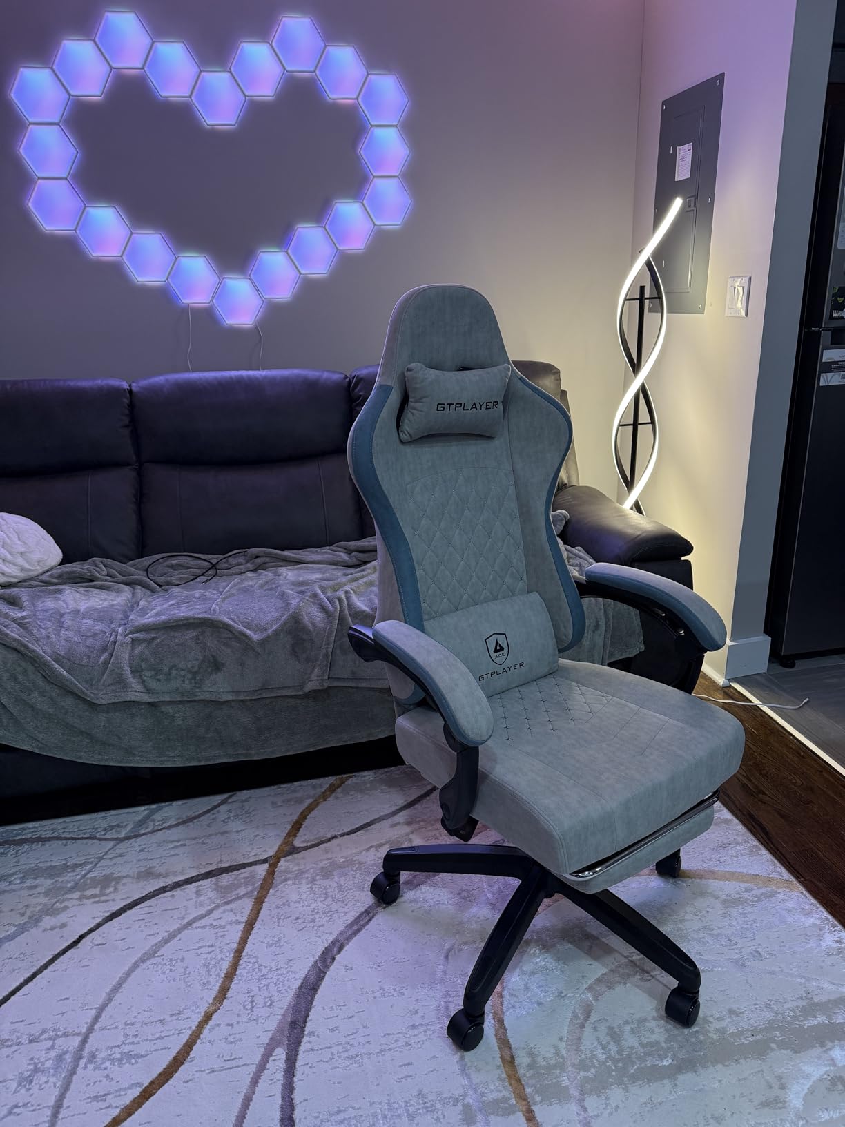GTPLAYER Gaming Chair, Computer Office Chair with Pocket Spring Cushion, Linkage Armrests and Footrest, High Back Ergonomic Computer Chair with Lumbar Support Task Chair with Footrest (Black) customer photo 2