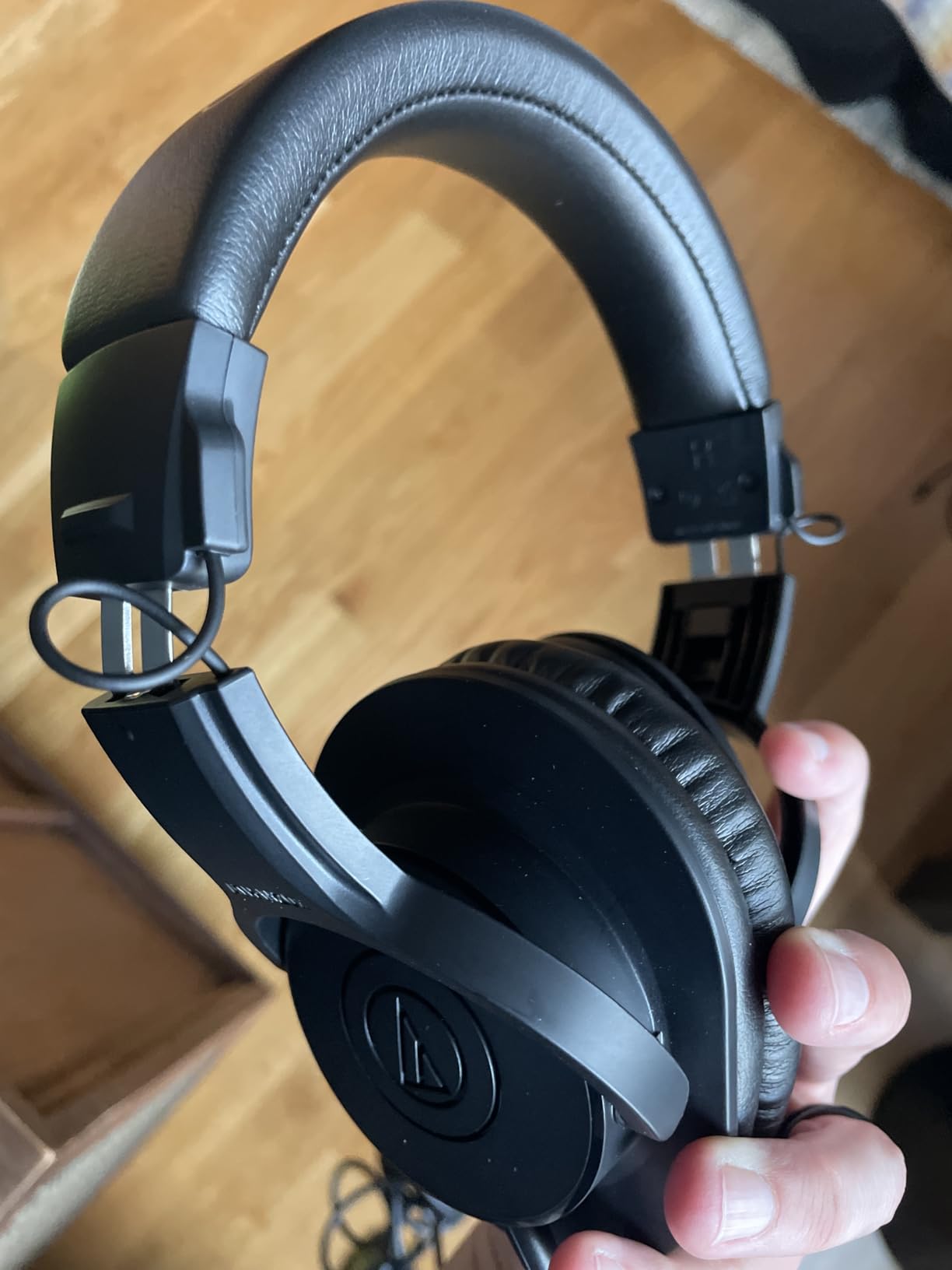 Audio-Technica ATH-M20x Professional Studio Monitor Headphones, Black Customer Review Audio-Technica ATH-M20x Professional Studio Monitor Headphones, Black - Customer Photo 2