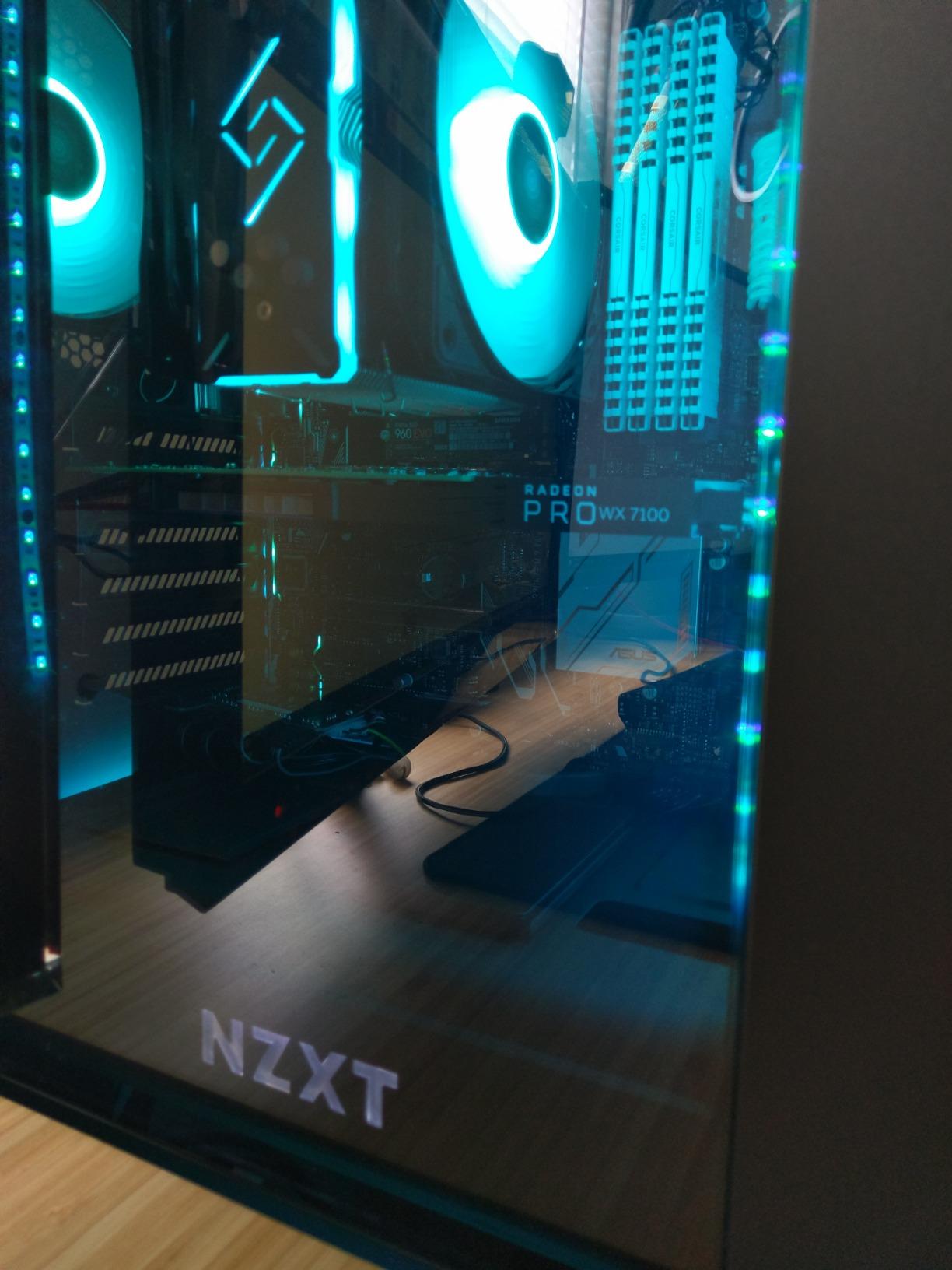 AMD Radeon Pro WX 7100 100-505826 8GB 256-bit GDDR5 Video Cards - Workstation - Customer Photo 3