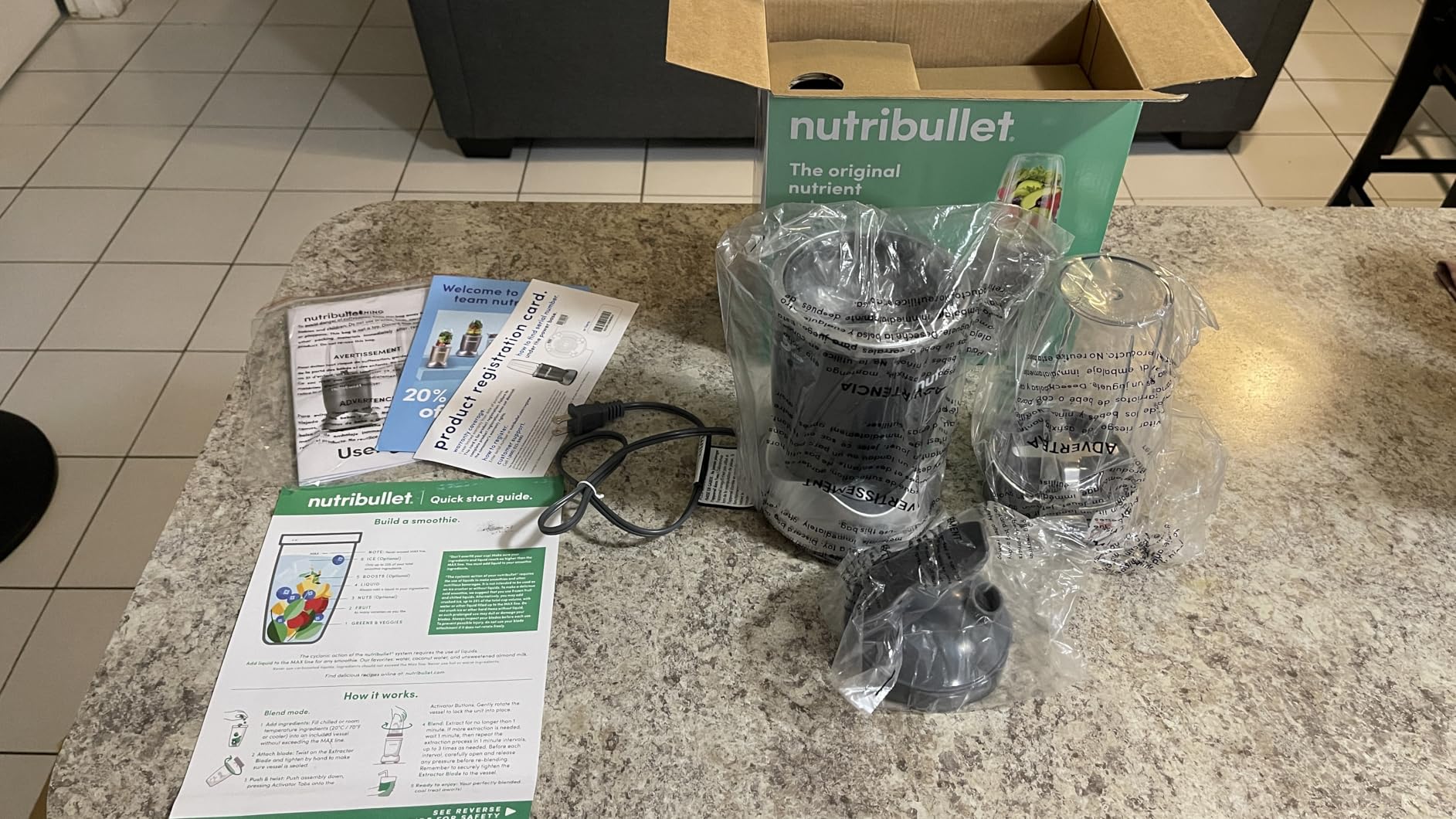 Nutribullet Personal Blender, Shakes, Smoothies, Food Prep, and Frozen Blending, 24 Ounces, 600 Watt, Dark Gray, NBR-0601WM customer photo 2