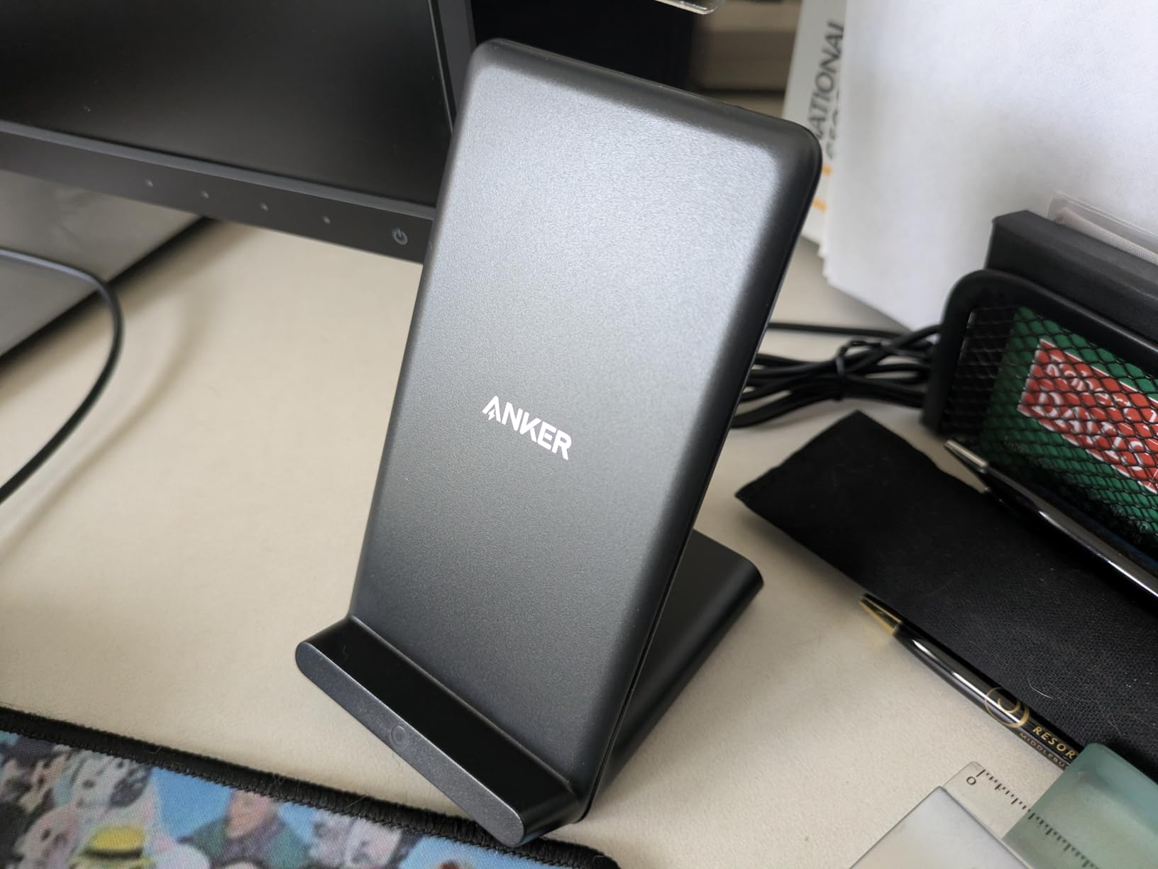 Anker 313 Wireless Charger (Stand), Qi-Certified for iPhone 17/17/17 Pro/17 Pro Max/15/14/13, 10W Fast-Charging Galaxy S23 S22 S21(No AC Adapter) Customer Review Anker 313 Wireless Charger (Stand), Qi-Certified for iPhone 17/17/17 Pro/17 Pro Max/15/14/13, 10W Fast-Charging Galaxy S23 S22 S21(No AC Adapter) - Customer Photo 2