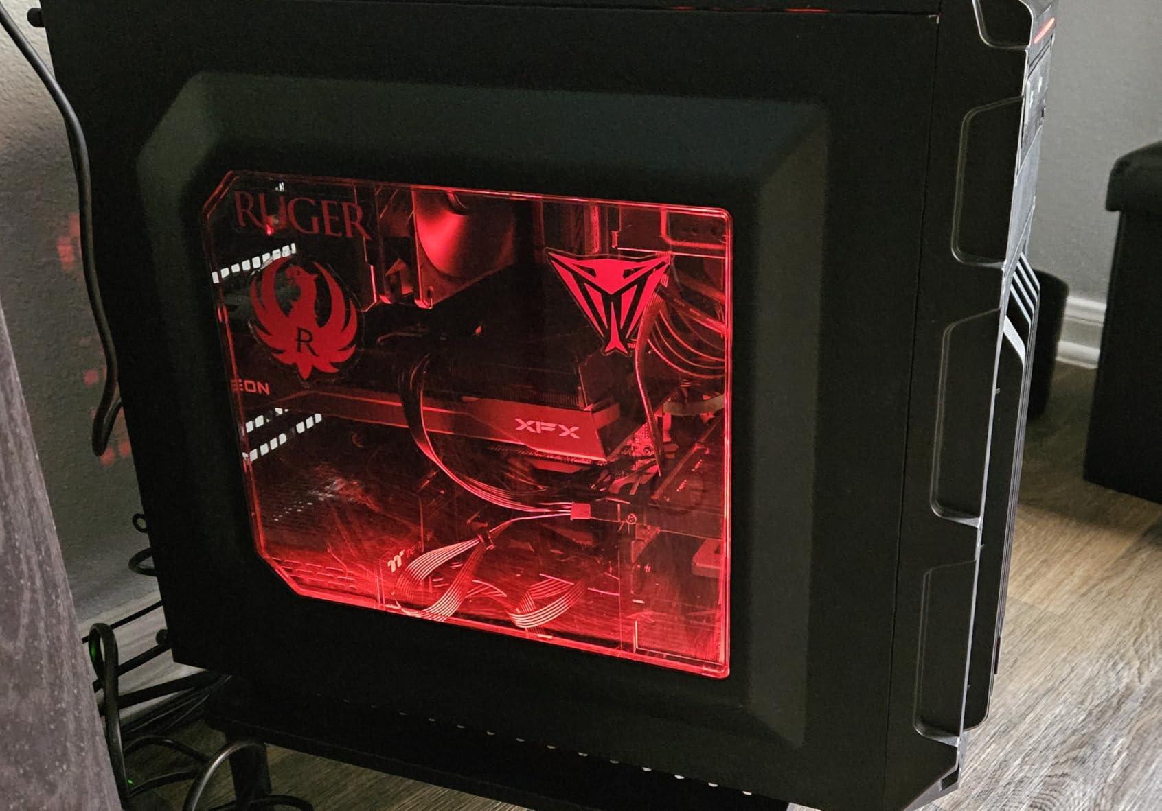 Cooler Master Hyper 212 Black CPU Cooler, SickleFlow 120 Edge PWM Fan, Aluminum Top Cover, 4 Copper Heat Pipes Customer Review Cooler Master Hyper 212 Black CPU Cooler, SickleFlow 120 Edge PWM Fan, Aluminum Top Cover, 4 Copper Heat Pipes - Customer Photo 2