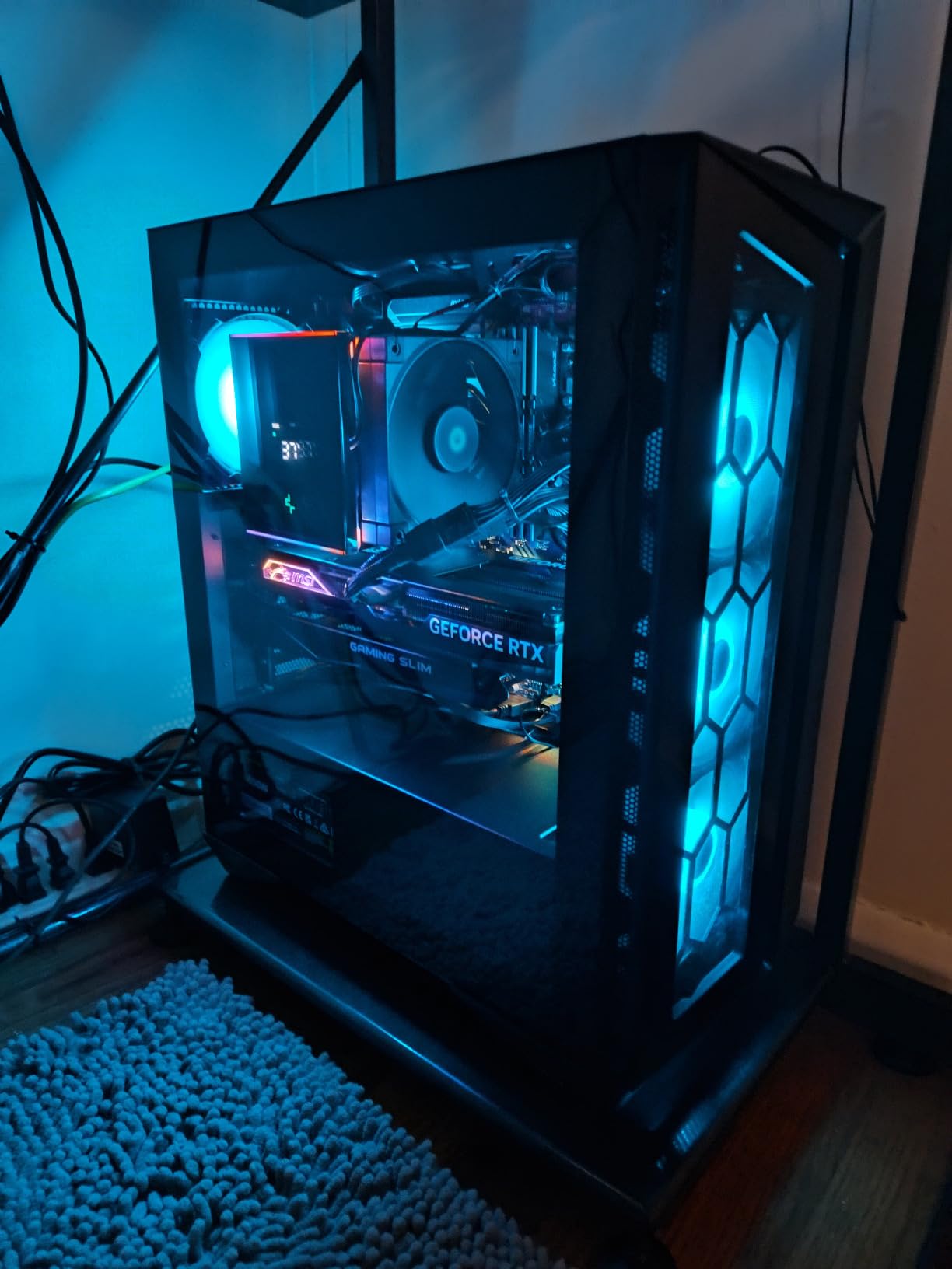 AMD Ryzen 9 5900X 12-core, 24-Thread Unlocked Desktop Processor - Customer Photo 2