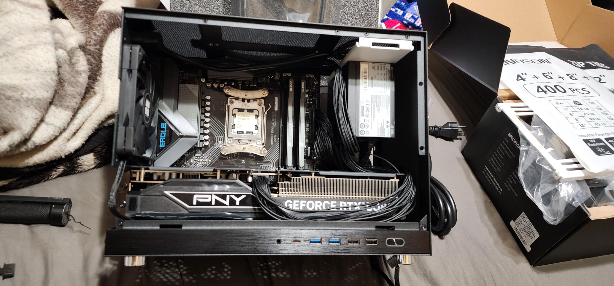 GIGABYTE B650 Eagle AX AM5 LGA 1718 AMD B650 ATX Motherboard, DDR5 Triple M.2, PCIe 4.0, USB 3.2 Gen2x2 Type-C, AMD Wi-Fi 6E, Realtek GbE LAN - Customer Photo 1