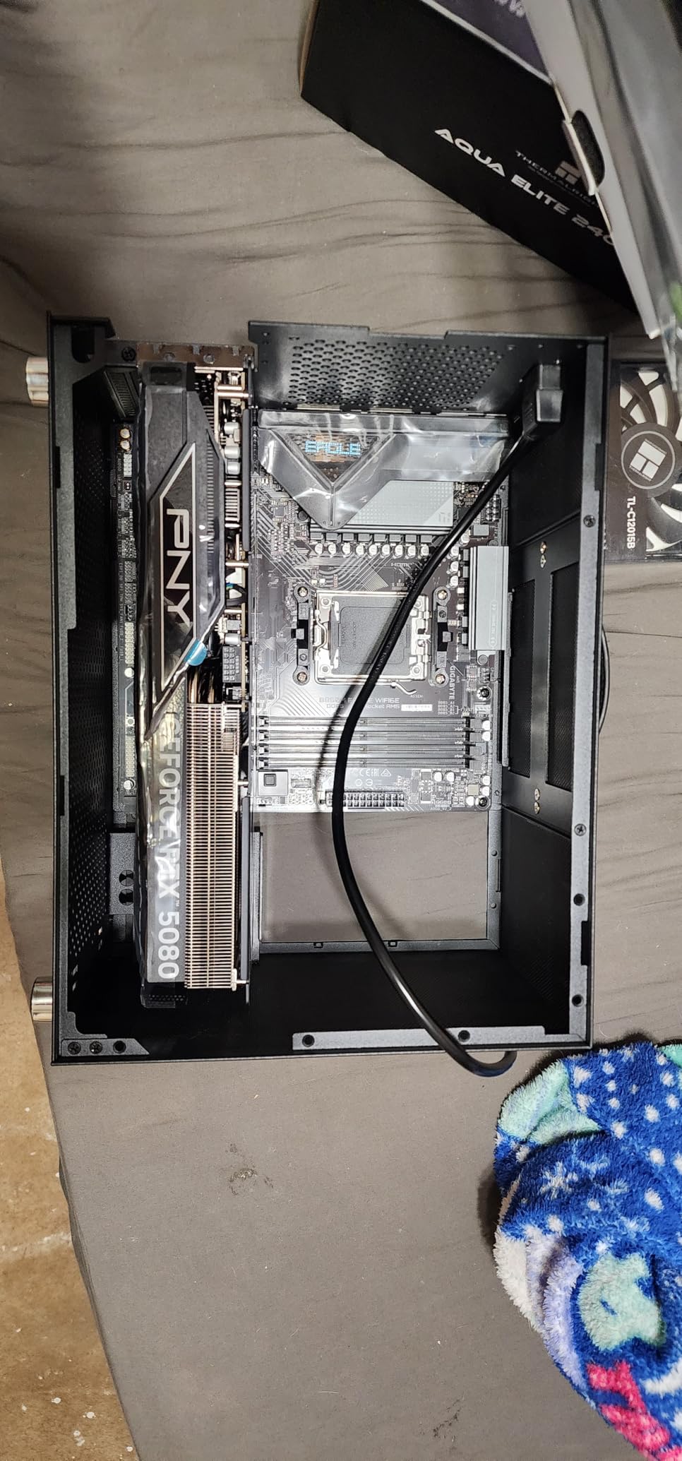 GIGABYTE B650 Eagle AX AM5 LGA 1718 AMD B650 ATX Motherboard, DDR5 Triple M.2, PCIe 4.0, USB 3.2 Gen2x2 Type-C, AMD Wi-Fi 6E, Realtek GbE LAN - Customer Photo 2
