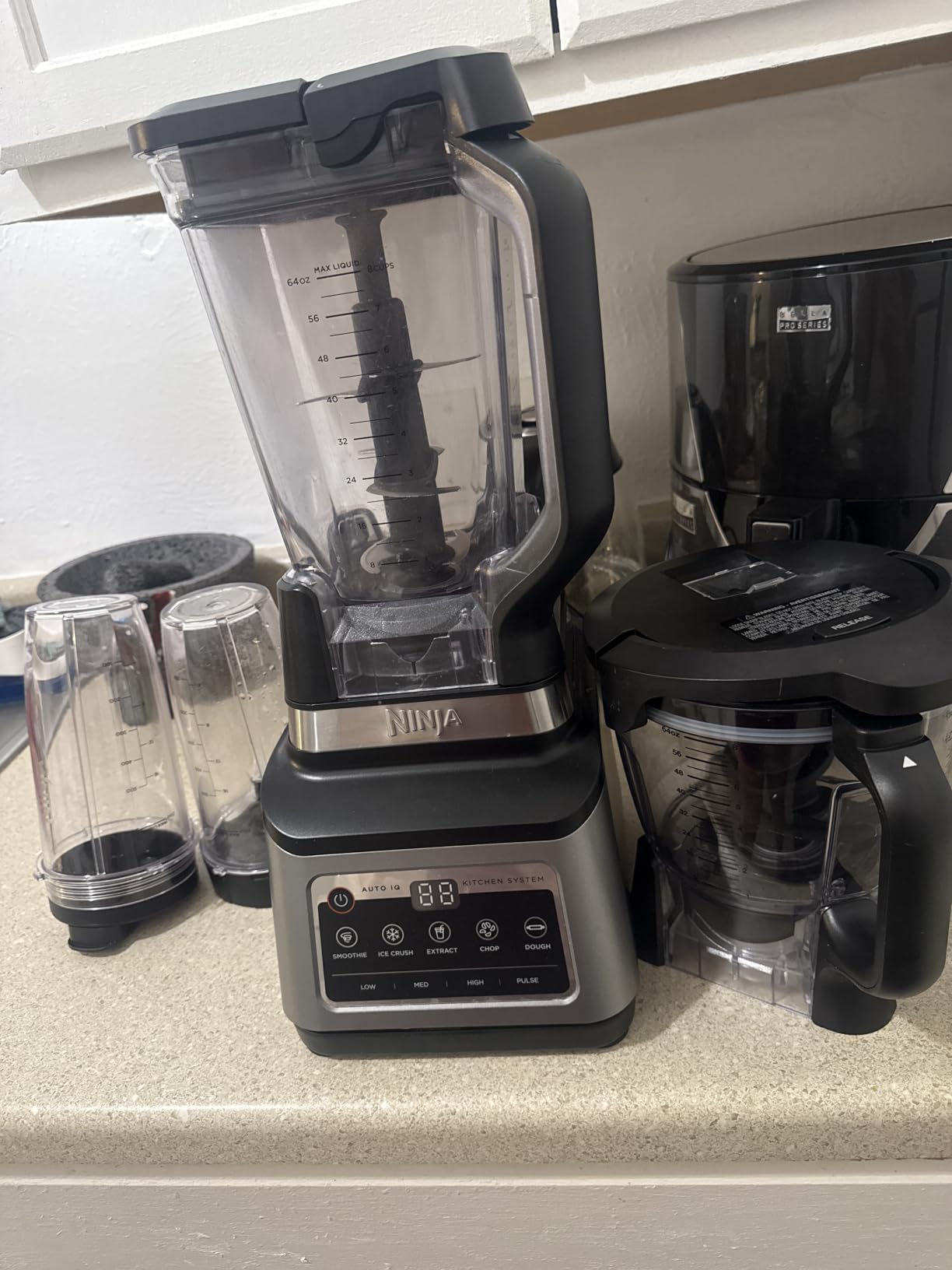 Ninja Professional Plus Blender with Auto-iQ | Smoothie and Ice Cream Maker, Frozen Drink Mixer, Margarita Machine | 3 Auto-iQ Presets, 1400W, 72-oz. Total Crushing Pitcher | Dark Grey | BN701 customer photo 1