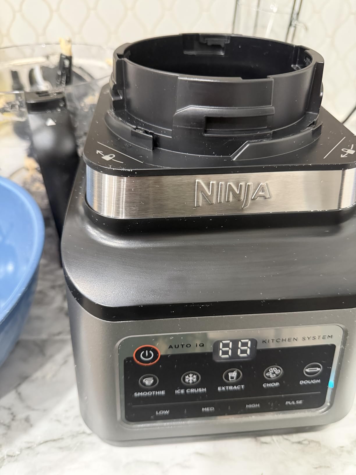 Ninja Professional Plus Blender with Auto-iQ | Smoothie and Ice Cream Maker, Frozen Drink Mixer, Margarita Machine | 3 Auto-iQ Presets, 1400W, 72-oz. Total Crushing Pitcher | Dark Grey | BN701 customer photo 2