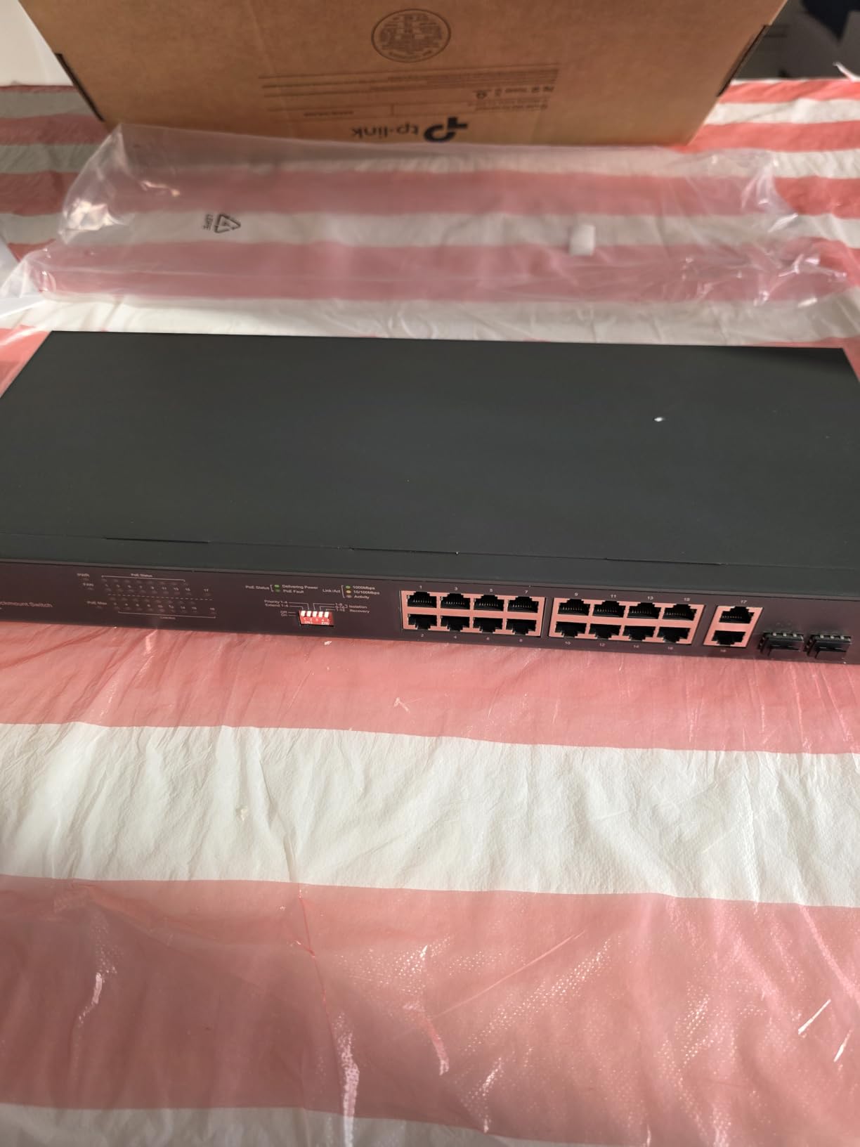 TP-Link TL-SG1218MP 16 Port Gigabit PoE Switch 16 PoE+ Ports @250W, w/ 2 Uplink Gigabit Ports + 2 Combo SFP Slots Plug & Play Sturdy Metal Rack-mountable Customer Review TP-Link TL-SG1218MP 16 Port Gigabit PoE Switch 16 PoE+ Ports @250W, w/ 2 Uplink Gigabit Ports + 2 Combo SFP Slots Plug & Play Sturdy Metal Rack-mountable - Customer Photo 1