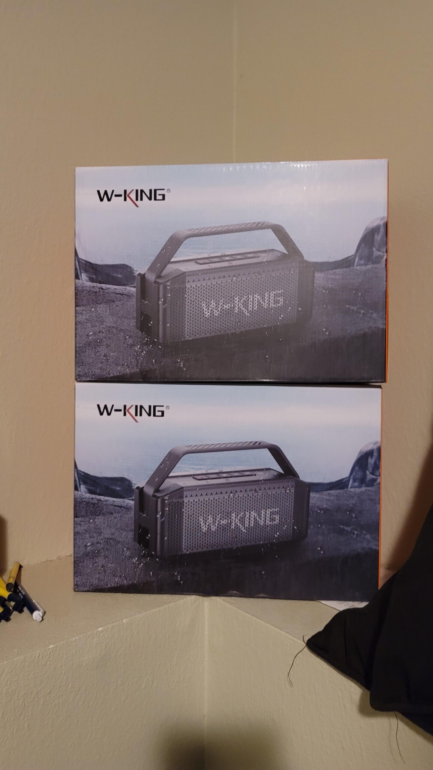 W-KING Portable Loud Bluetooth Speaker, 100W Max Waterproof Outdoor Speakers Bluetooth Wireless, IPX6 Party Big Large Speaker Boombox 2 Subwoofer-60W Exlarge Deep Bass Radiator/2 Pairing/40H/TF/AUX/EQ - Customer Photo 1