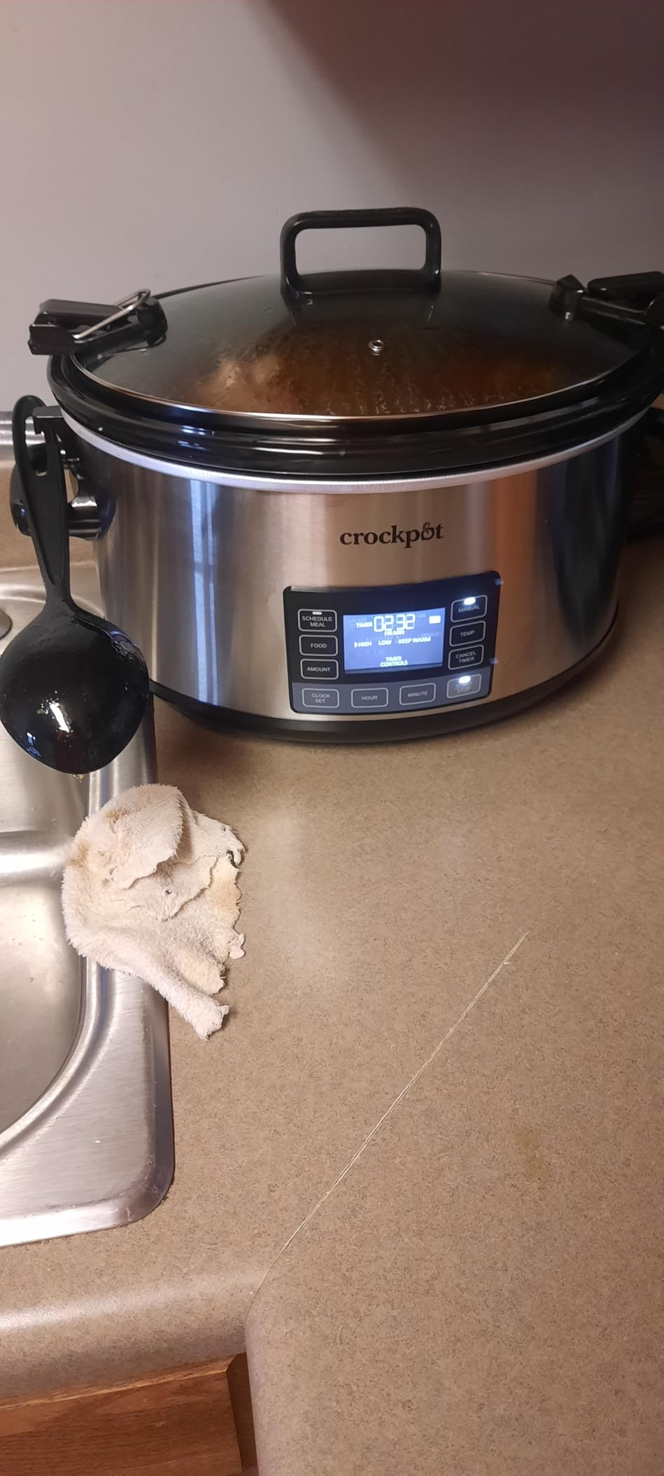 Crock-Pot 7-Quart Slow Cooker, Portable Programmable with Timer, Locking Lid, Stainless Steel; an Essential Kitchen Appliance, Perfect for Families and Gatherings customer photo 2