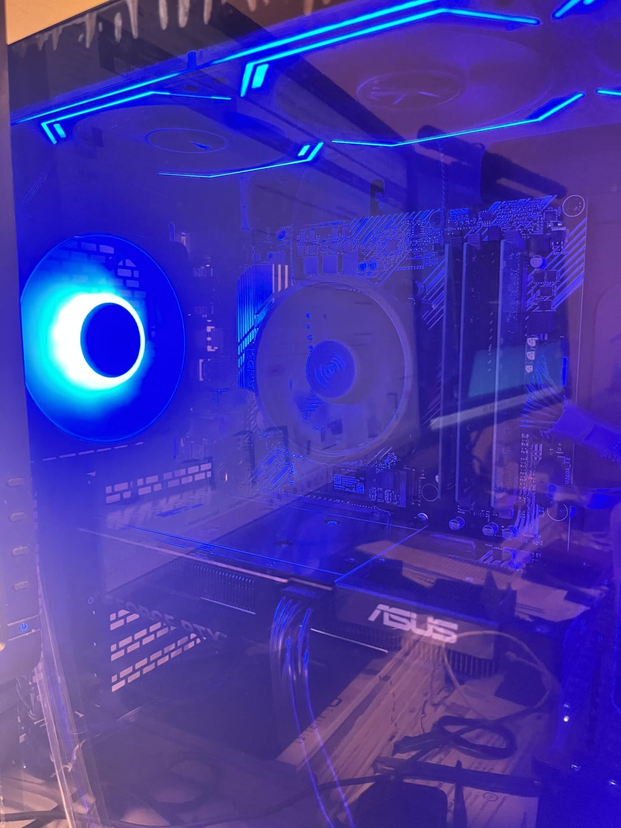 Asus ROG Strix B550-F Gaming WiFi II AMD AM4 (3rd Gen Ryzen) ATX Gaming Motherboard (PCIe 4.0,WiFi 6E, 2.5Gb LAN, BIOS Flashback, HDMI 2.1, Addressable Gen 2 RGB Header and Aura Sync) customer photo 2