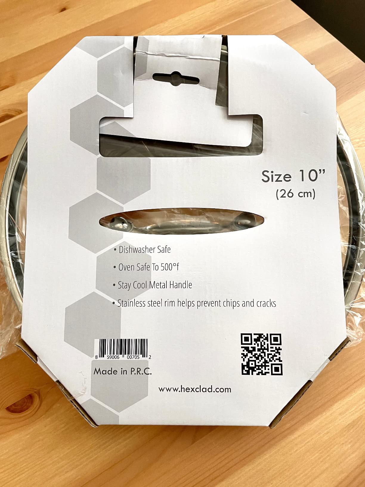 HexClad 6 Piece Hybrid Nonstick Frying Pan Set, 8, 10 and 12-Inch Frying Pans with Lids, Stay-Cool Handles, Dishwasher and Oven Safe, Induction Ready, Compatible with All Cooktops customer photo 1