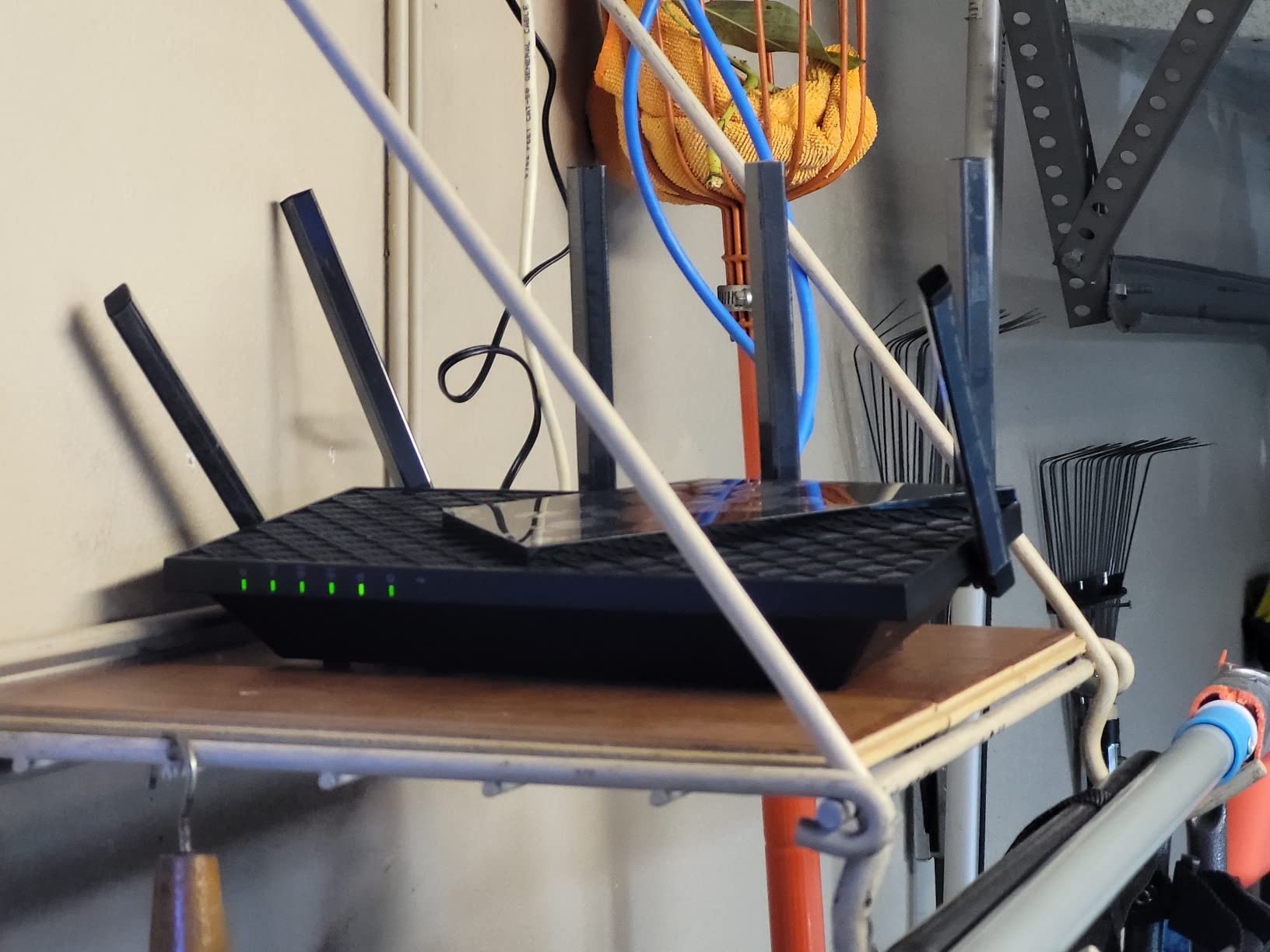 TP-Link AXE5400 Tri-Band WiFi 6E Router (Archer AXE75) Customer Review TP-Link AXE5400 Tri-Band WiFi 6E Router (Archer AXE75) - Customer Photo 1