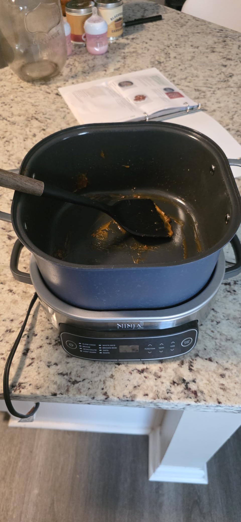 Ninja 14-in-1 PossibleCooker PRO | 8.5qt, Sous Vide, Proof, Bake, & Steam Multicooker | Slow Cooker, Dutch Oven | Glass Lid & Integrated Spoon | Nonstick, Oven Safe Pot 500F | Sea Salt Gray customer photo 1