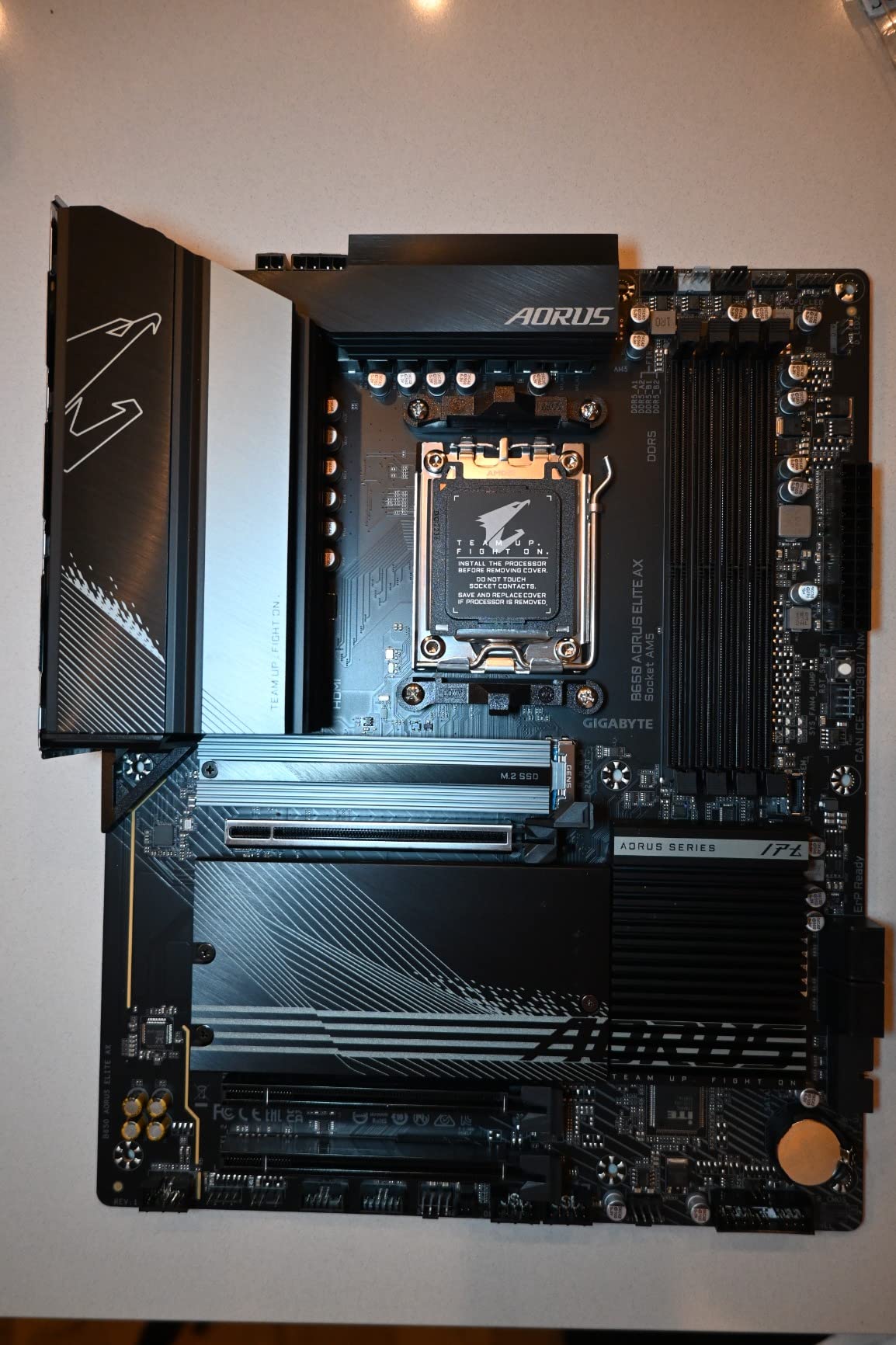 GIGABYTE B650 AORUS Elite AX (AM5/LGA 1718/ AMD B650/ATX/ 5-Year Warranty/DDR5/ M.2/ PCIe 5.0/USB 3.2 Gen2X2 Type-C/WiFi 6E/2.5GbE LAN/Q-Flash Plus/EZ-Latch/Gaming Motherboard) - Customer Photo 2