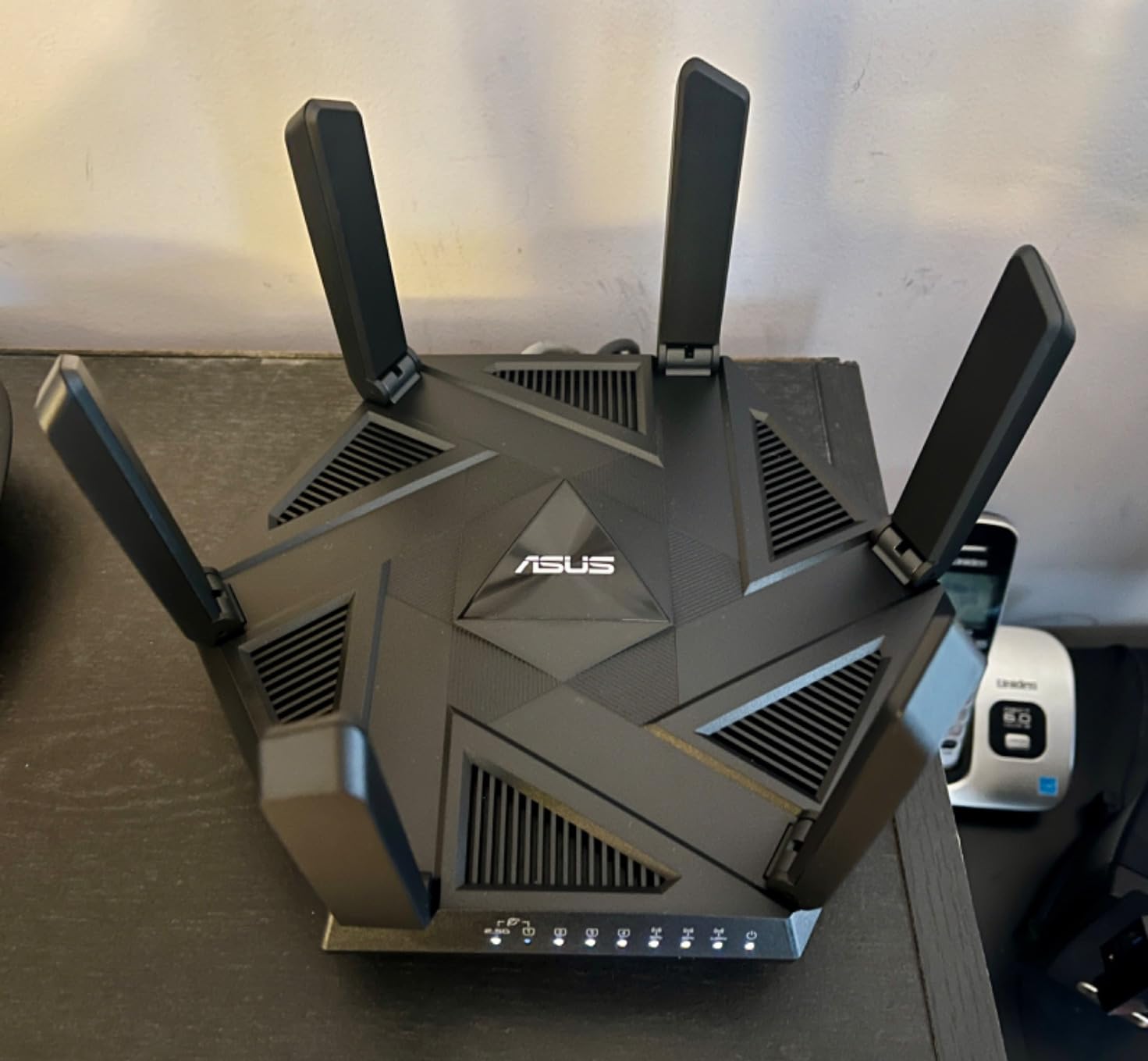 ASUS RT-AXE7800 Tri-band WiFi 6E (802.11ax) Router, 6GHz Band, ASUS Safe Browsing, Upgraded Network Security, Instant Guard, Built-in VPN Features, Parental Controls, 2.5G Port, AiMesh Support - Customer Photo 1