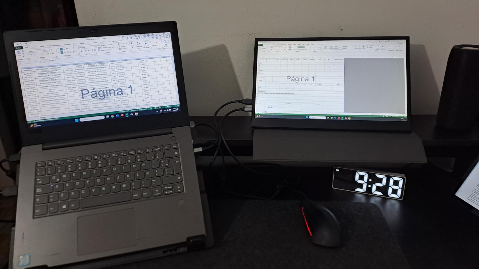 15.6inch Portable Monitor,1080P USB-C HDMI Second External Monitor for Laptop,PC,Mac Phone,PS,Xbox,Swich,IPS Ultra-Thin Zero Frame Gaming Display/Premium Smart Cover - Customer Photo 2
