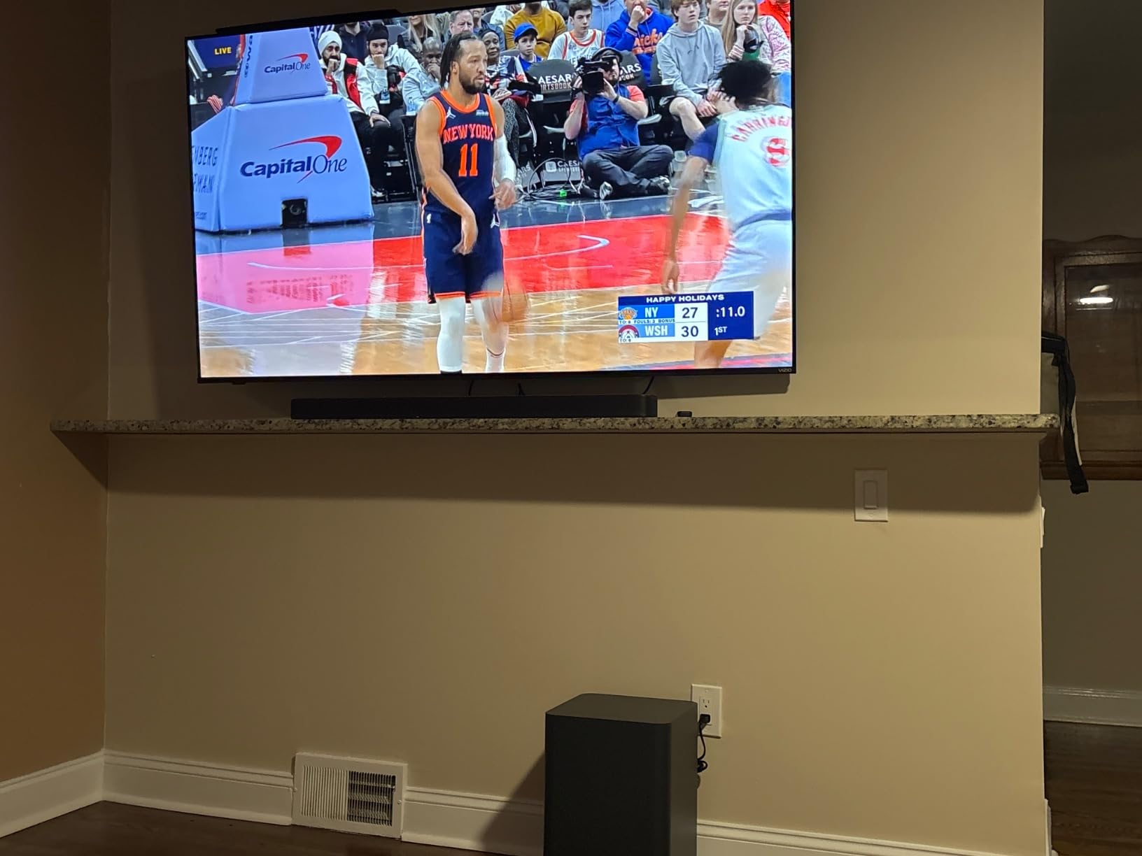 JBL Bar 500: 5.1-Channel soundbar with MultiBeam™ and Dolby Atmos®, Black Customer Review JBL Bar 500: 5.1-Channel soundbar with MultiBeam™ and Dolby Atmos®, Black - Customer Photo 2