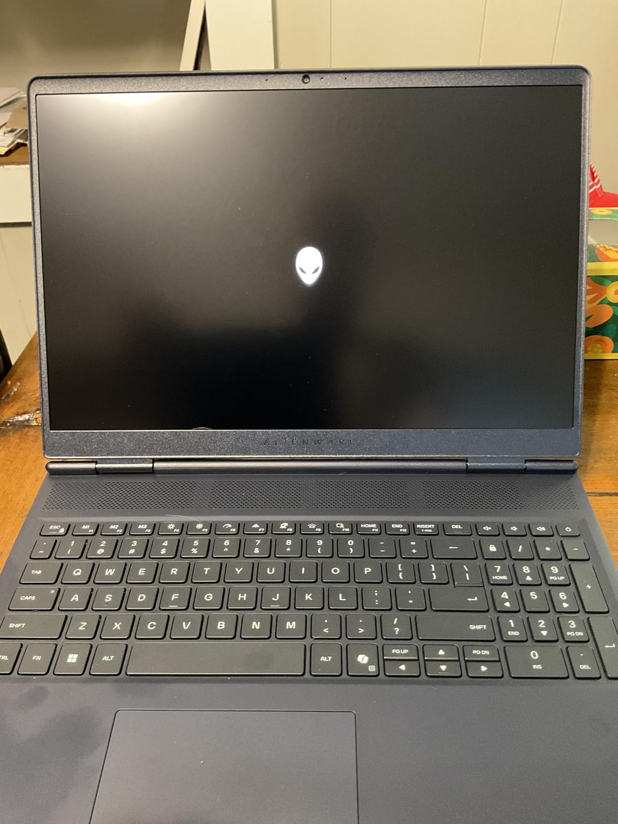 Alienware 16 Aurora Gaming Laptop AC16250-16