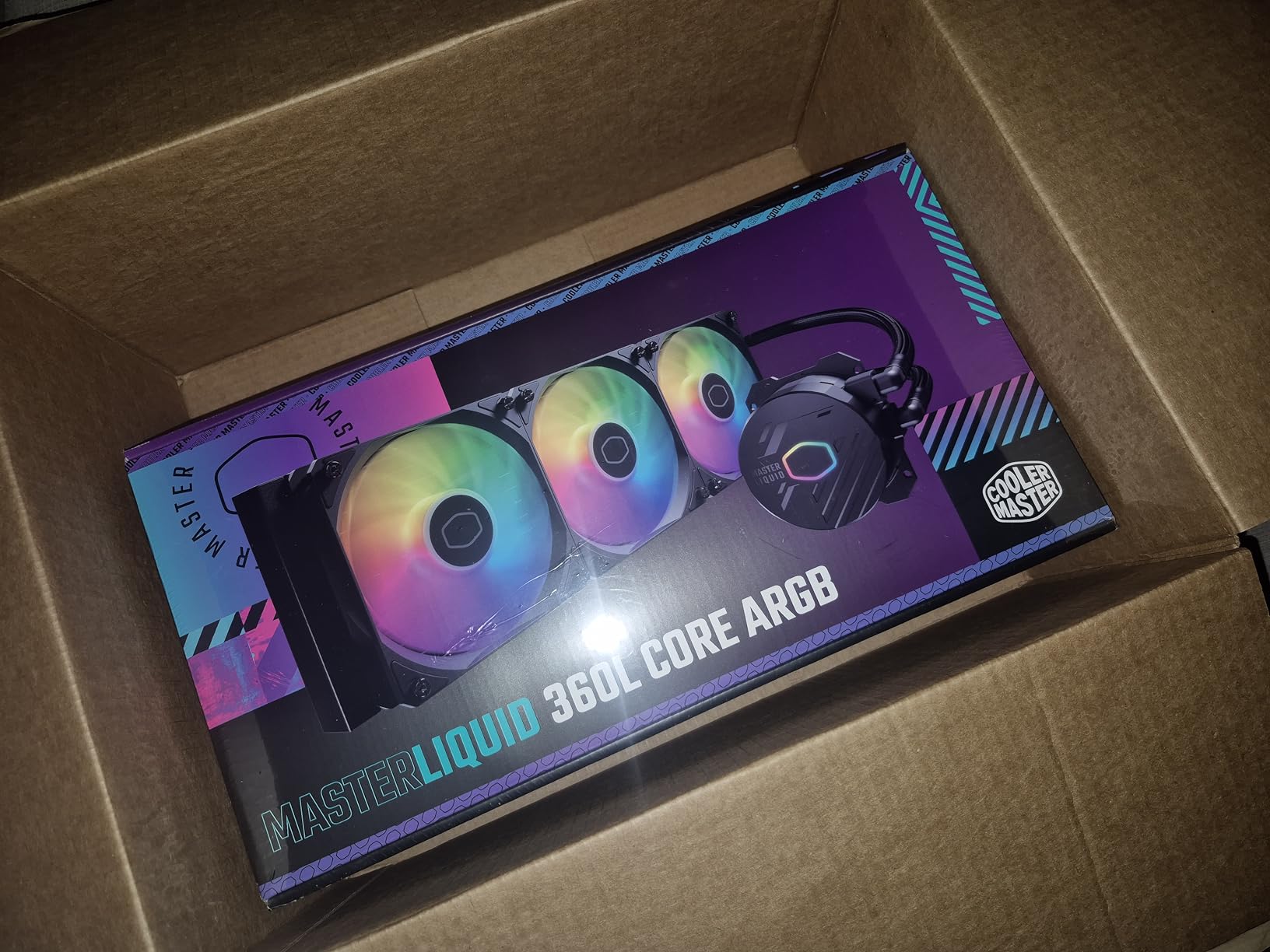 Cooler Master MasterLiquid 360L Core 360mm Close-Loop AIO Liquid Cooler, ARGB Sync, Gen S Coldplate Pump, 120mm PWM, CryoFuze 14W/mK, AMD Ryzen AM5/AM4, Intel LGA1700/1200 (MLW-D36M-A18PZ-R1) , Black customer photo 1