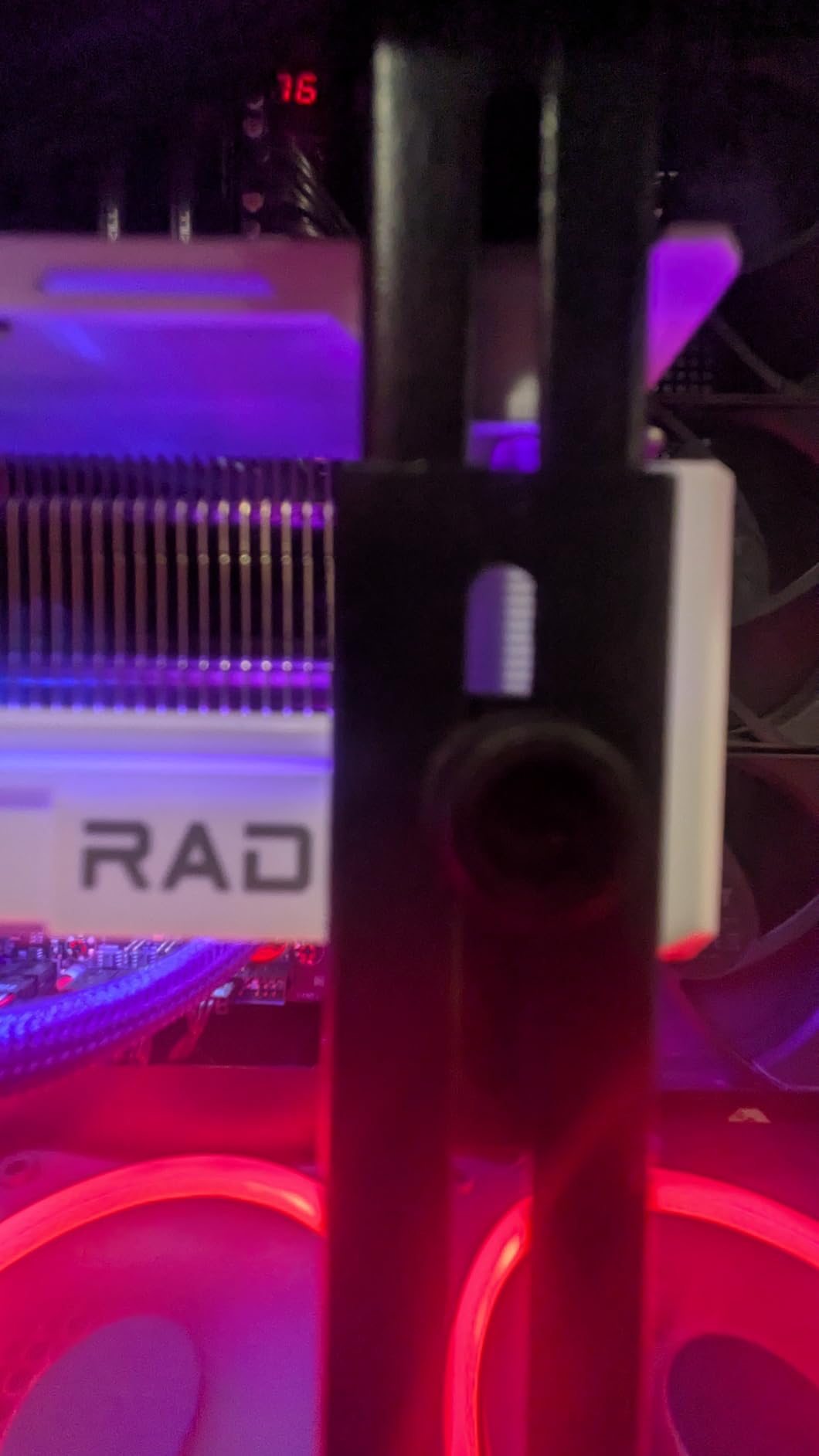 GPU Support Bracket, Graphics Card Support, GPU Brace, Video Card Holder Bracket with Bottom Adhesive, GPU Stand, Adjustable Anti Sag GPU Stand 35-120mm, Support GPU 4090 Thickness Support up to 75mm - Customer Photo 2