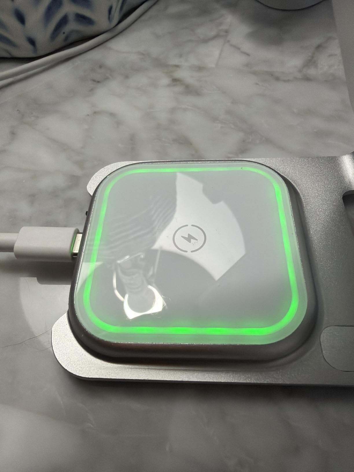 Intoval Aluminum 3 in 1 Wireless Charging Station for iPhone 17 16 15 14 13 12 11 Pro Max XR, Wireless Charger for Apple Watch 11 10 9 8 7 Ultra SE 3 2, Phone Charger for AirPods 4 Pro 2 3 (Grey) Customer Review Intoval Aluminum 3 in 1 Wireless Charging Station for iPhone 17 16 15 14 13 12 11 Pro Max XR, Wireless Charger for Apple Watch 11 10 9 8 7 Ultra SE 3 2, Phone Charger for AirPods 4 Pro 2 3 (Grey) - Customer Photo 1