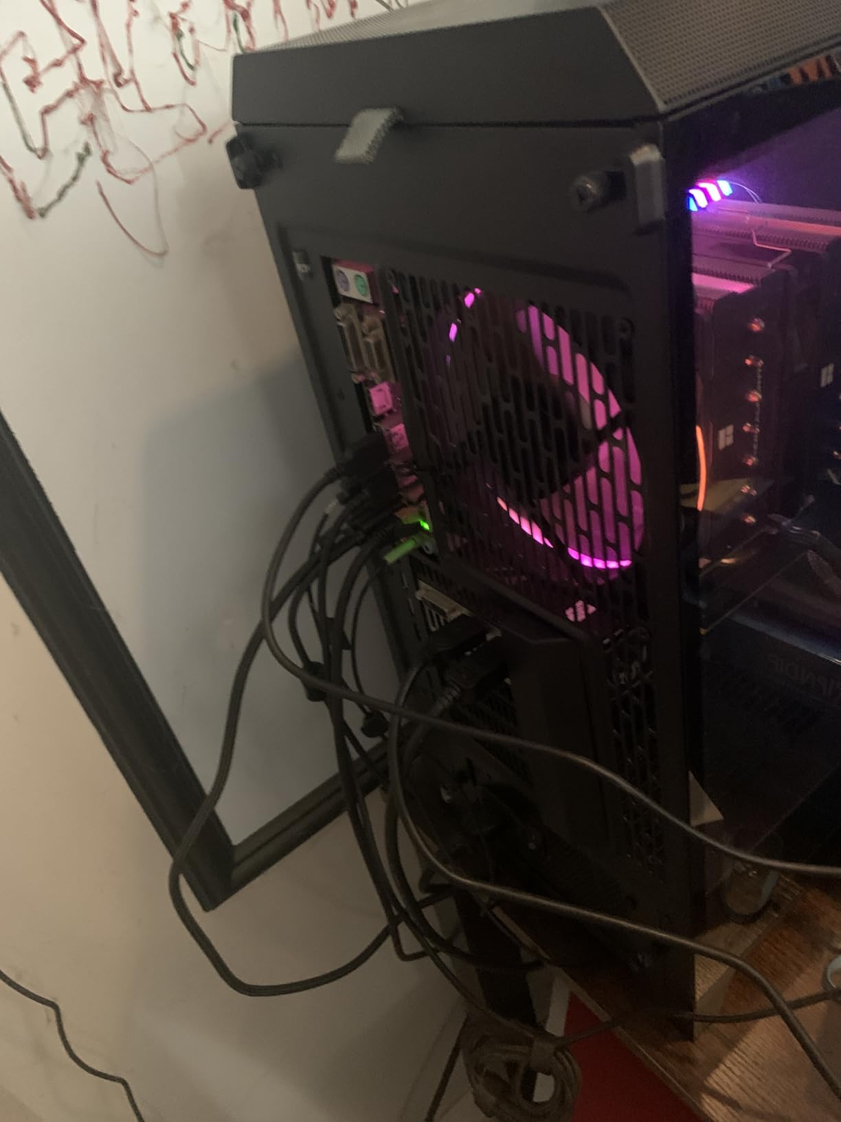 Fractal Design Meshify 3 White TG Clear Tint - Computer Case - Customer Photo 1
