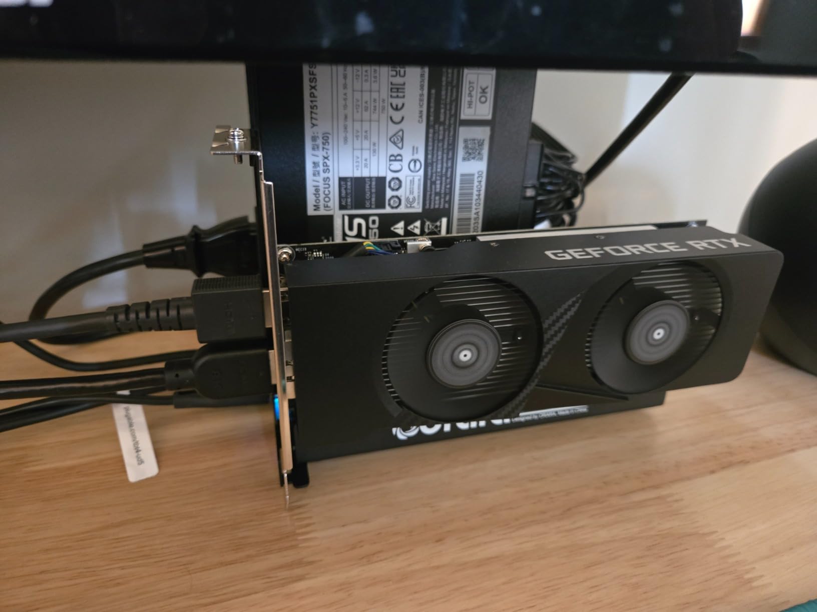 External GPU Dock Station, Mini eGPU Enclosure Compatible with Thunderbolt 3/4, USB4 40Gbps, PD 85W, Daisy Chain, DC/ATX/SFX/Flex Support customer photo 1