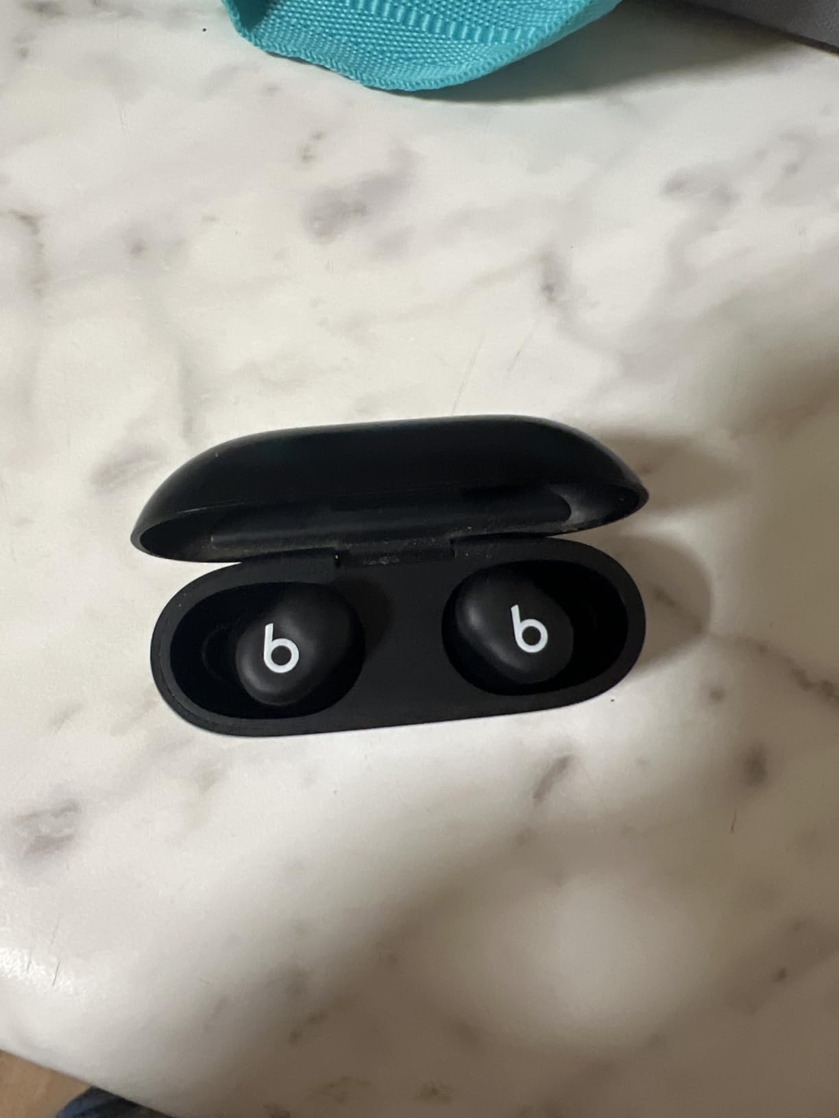Beats Solo Buds - Wireless Bluetooth Earbuds | 18 Hours of Battery Life | Apple & Android Compatibility | Built-in Microphone - Matte Black Customer Review Beats Solo Buds - Wireless Bluetooth Earbuds | 18 Hours of Battery Life | Apple & Android Compatibility | Built-in Microphone - Matte Black - Customer Photo 2