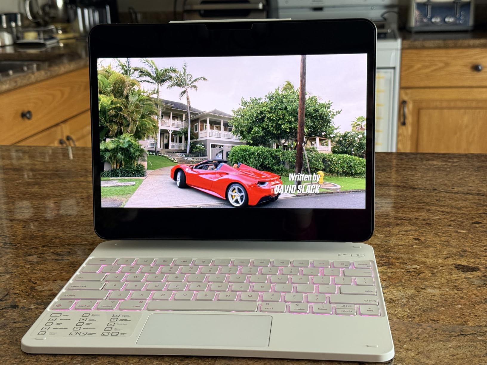 iPad Pro 13-Inch (M4): Built for Apple Intelligence, Ultra Retina XDR Display, 256GB, 12MP Front/Back Camera, LiDAR Scanner, Wi-Fi 6E, Face ID, All-Day Battery Life — Space Black Customer Review iPad Pro 13-Inch (M4): Built for Apple Intelligence, Ultra Retina XDR Display, 256GB, 12MP Front/Back Camera, LiDAR Scanner, Wi-Fi 6E, Face ID, All-Day Battery Life — Space Black - Customer Photo 1