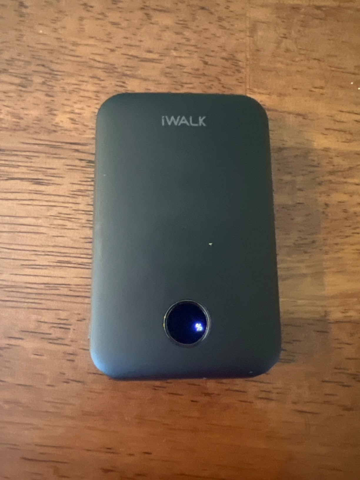 iWALK Magnetic Power Bank 10000mAh, 30W Wireless Portable Charger with Fast Charging USB-C Cable,Qi2 Certified 15W Battery Pack with LED Display for iPhone 16/16 Pro/15/14/13/12 Series, Samsung Galaxy Customer Review iWALK Magnetic Power Bank 10000mAh, 30W Wireless Portable Charger with Fast Charging USB-C Cable,Qi2 Certified 15W Battery Pack with LED Display for iPhone 16/16 Pro/15/14/13/12 Series, Samsung Galaxy - Customer Photo 2