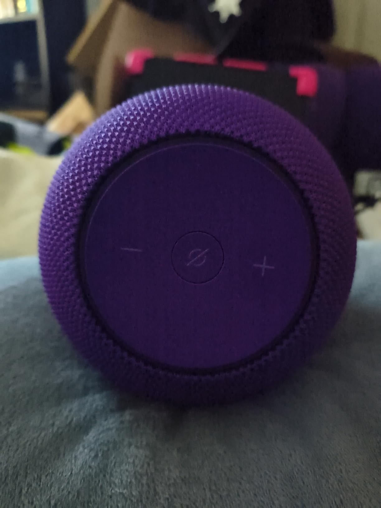 Amazon Echo Dot Max (newest model), Alexa speaker with room-filling sound and nearly 3x bass, Great for living rooms and medium-sized spaces, Designed for Alexa+, Graphite customer photo 2